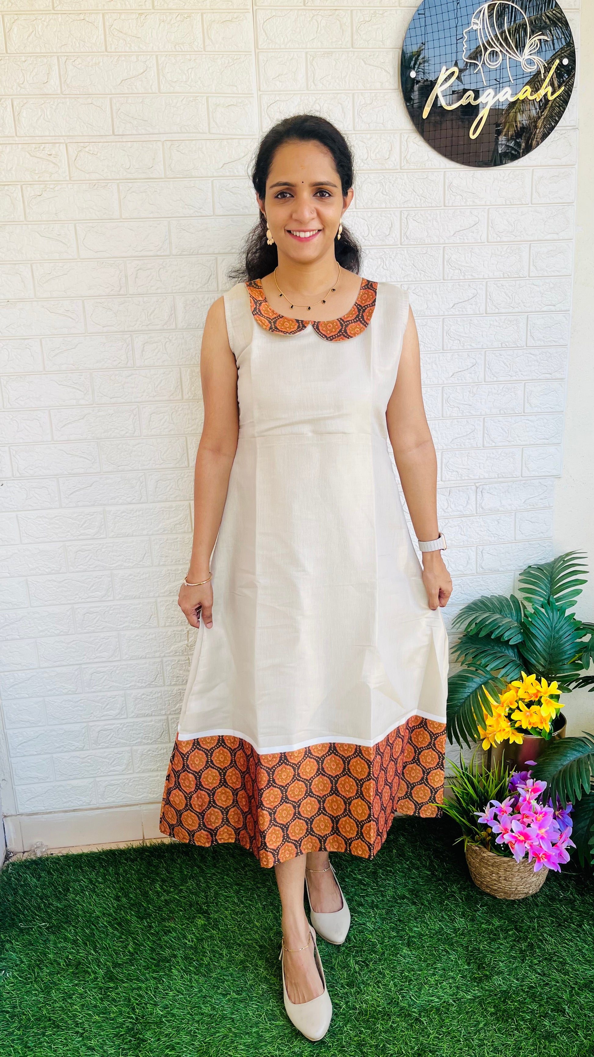 Sleeveless Kerala Kasavu Tissue Silk Kurti RG726 orange