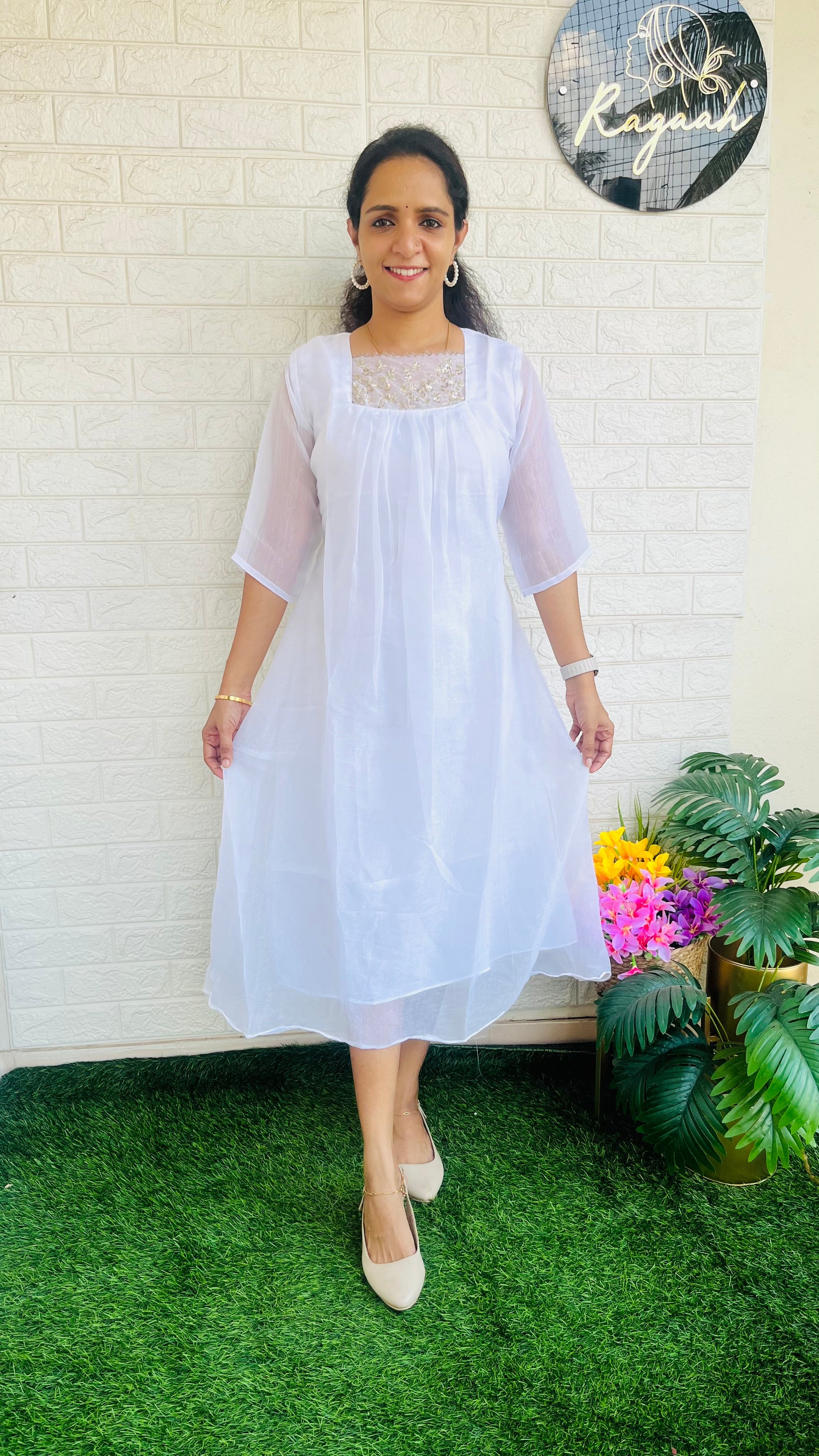 Crushed Silk Tissue Aline Kurti RG722 white