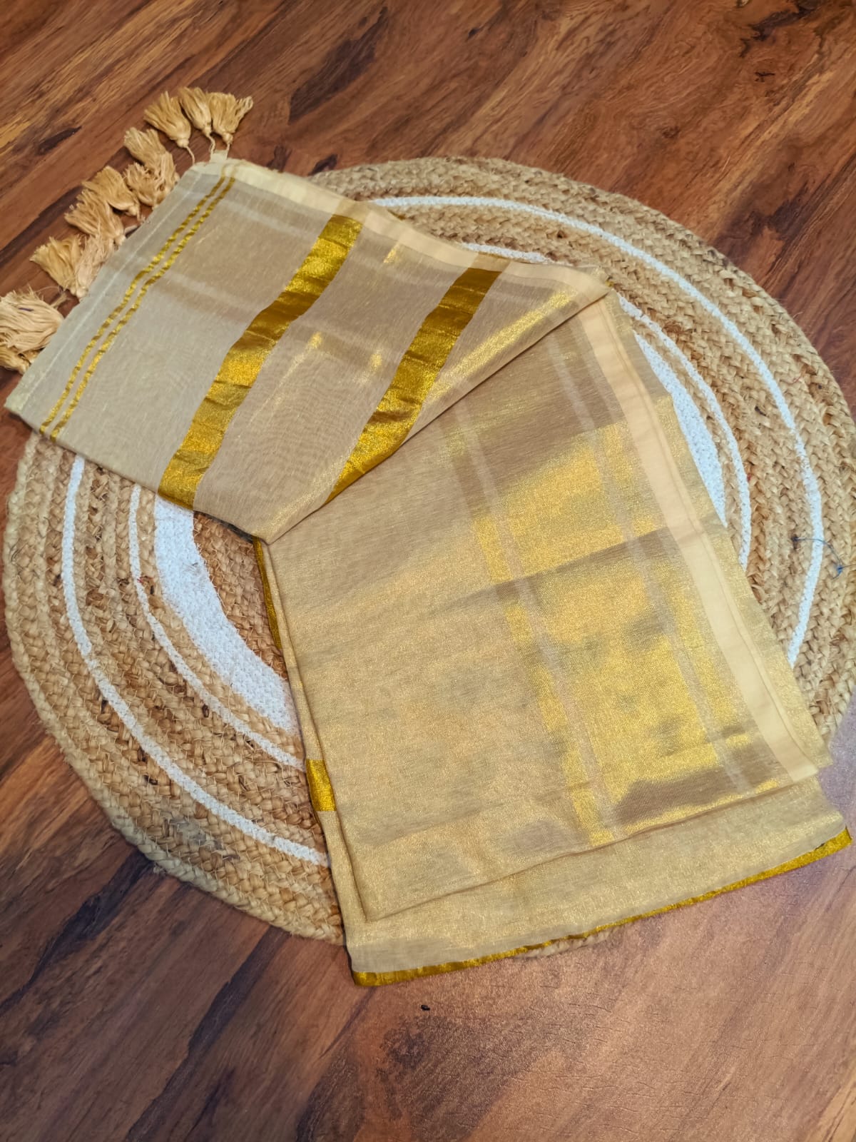 Kavya Mul Tissue Saree RG972