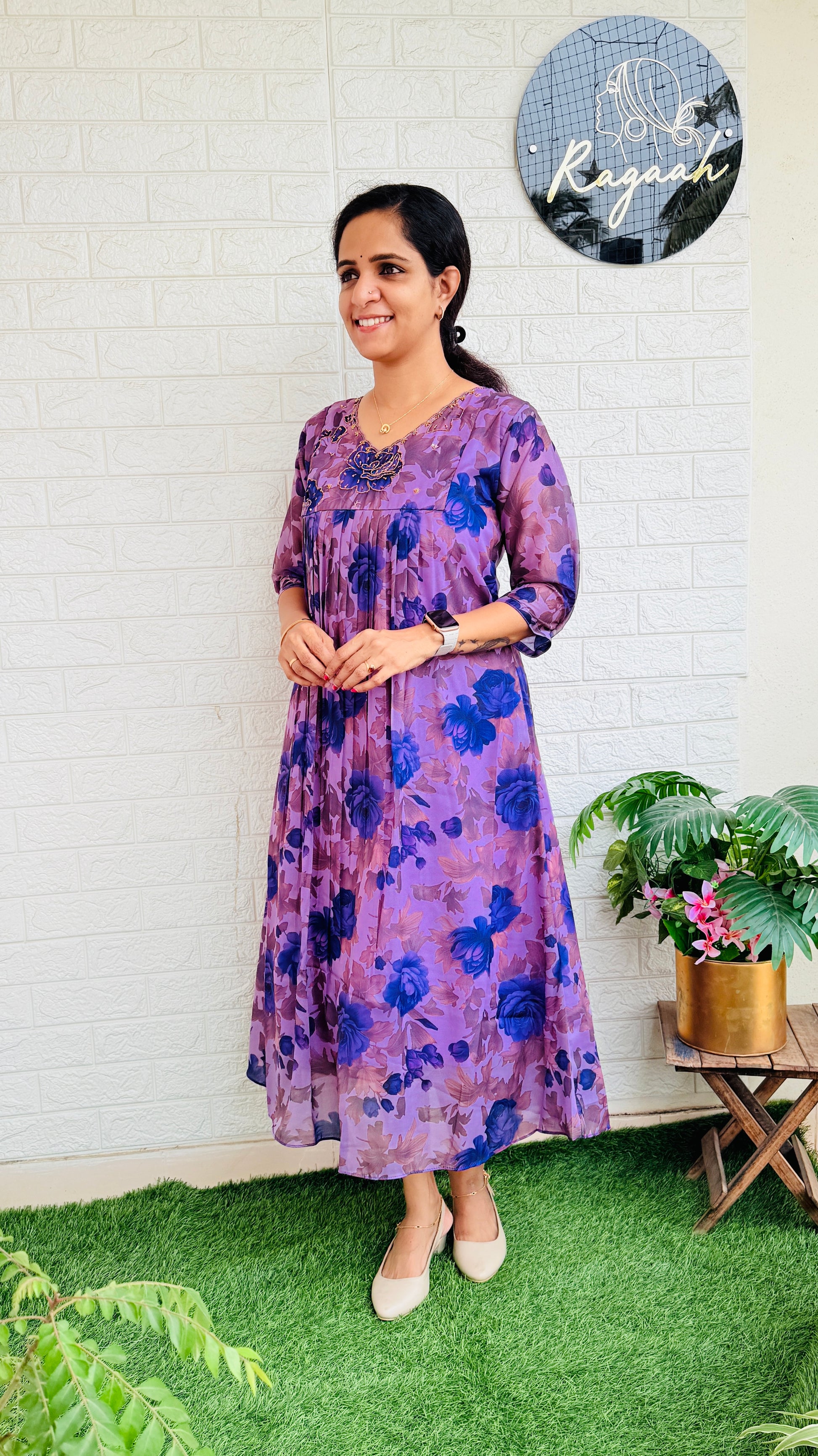 Georgette Handwork Aline Kurti RG768