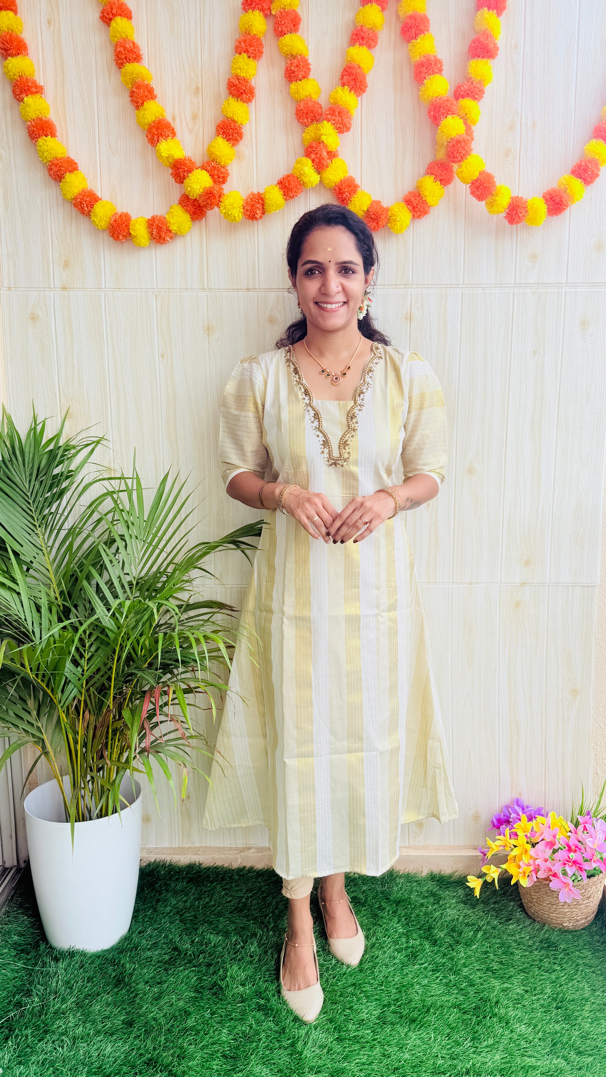 Priyam Onam Special Kurti RG983