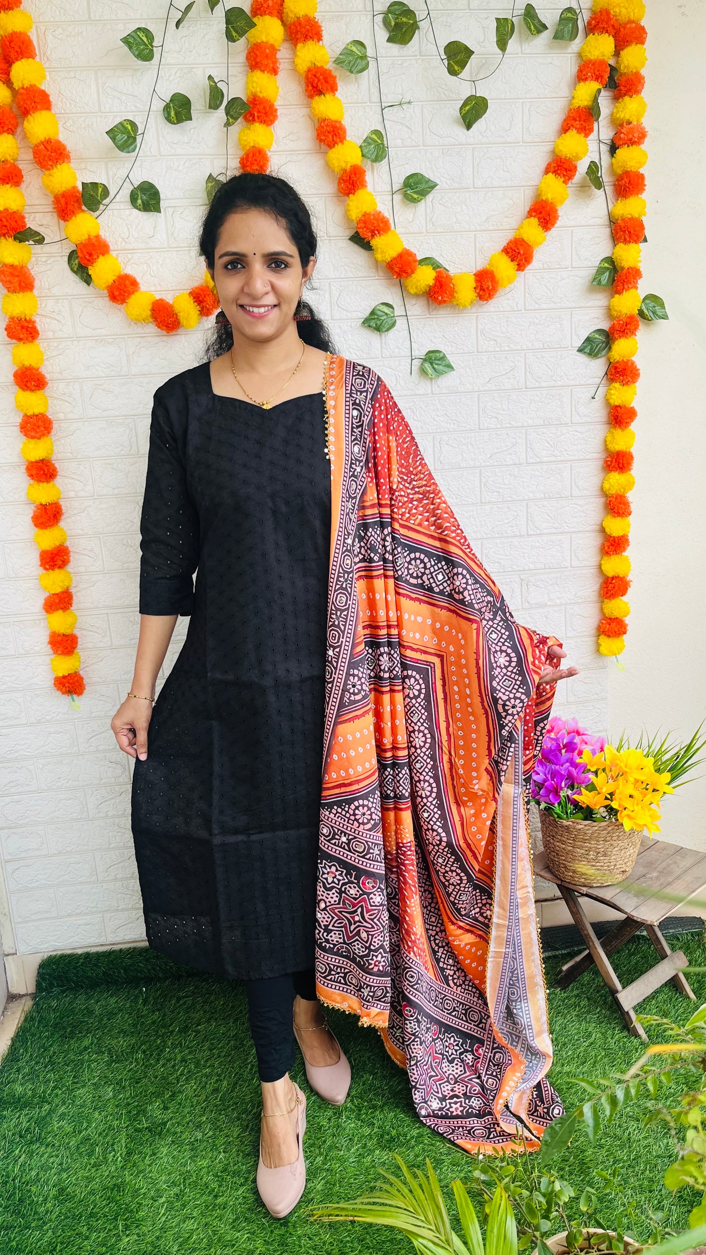 Black Kurti + Pakistani Dupatta