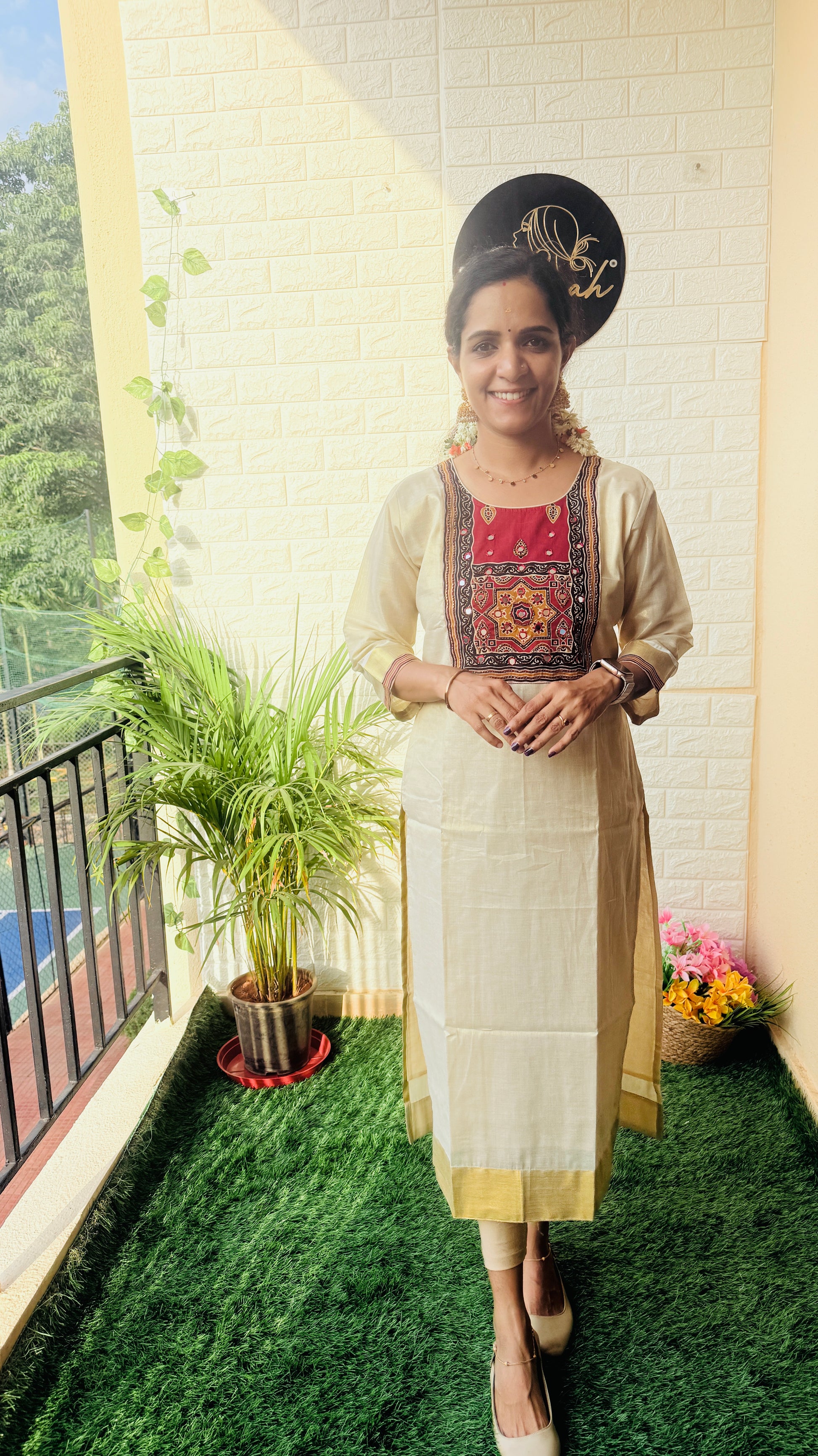 Ponpoo Kasavu Onam Special Kurtii RG971