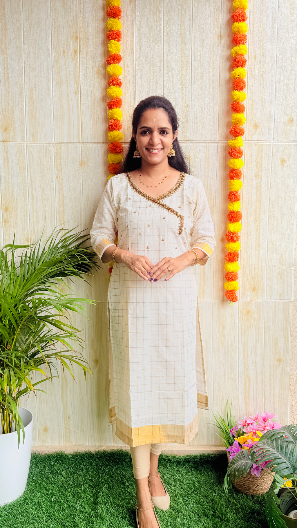 Mandharam Onam Special Kurtii RG976