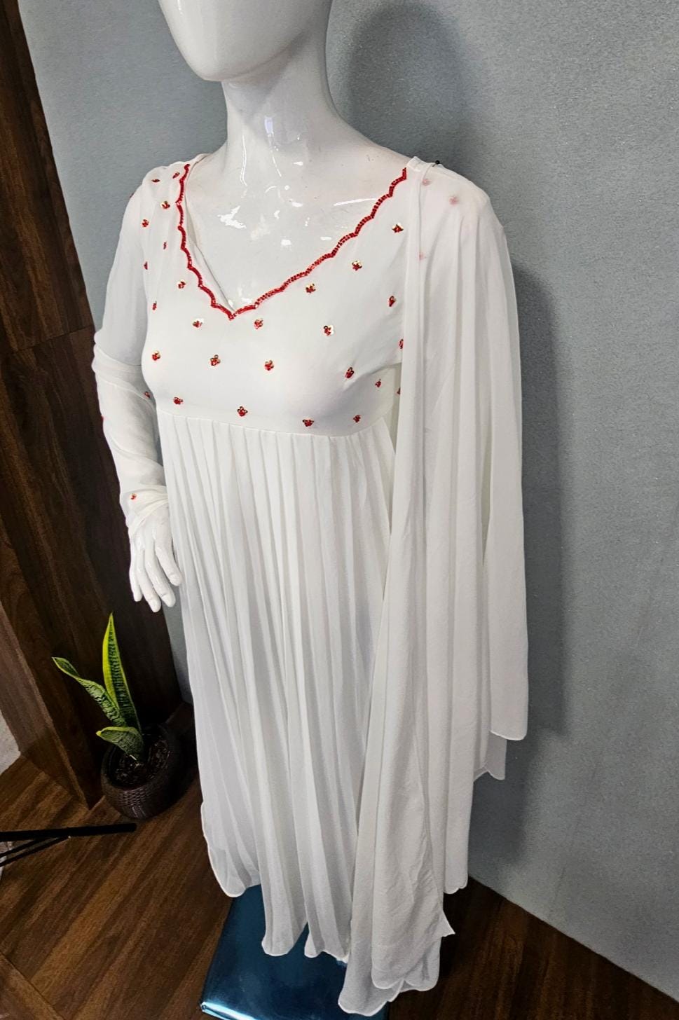 White Georgette Full Sleeve Kurti + Dupatta RG875