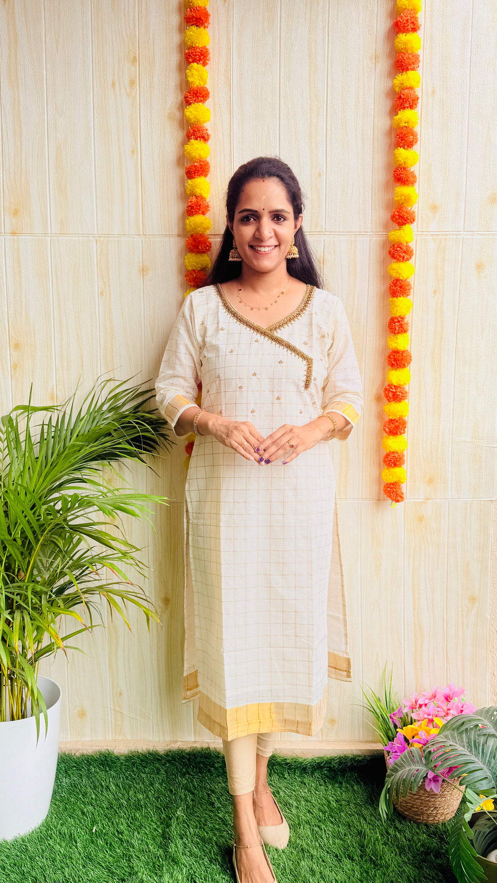 Mandharam Onam Special Kurtii RG976