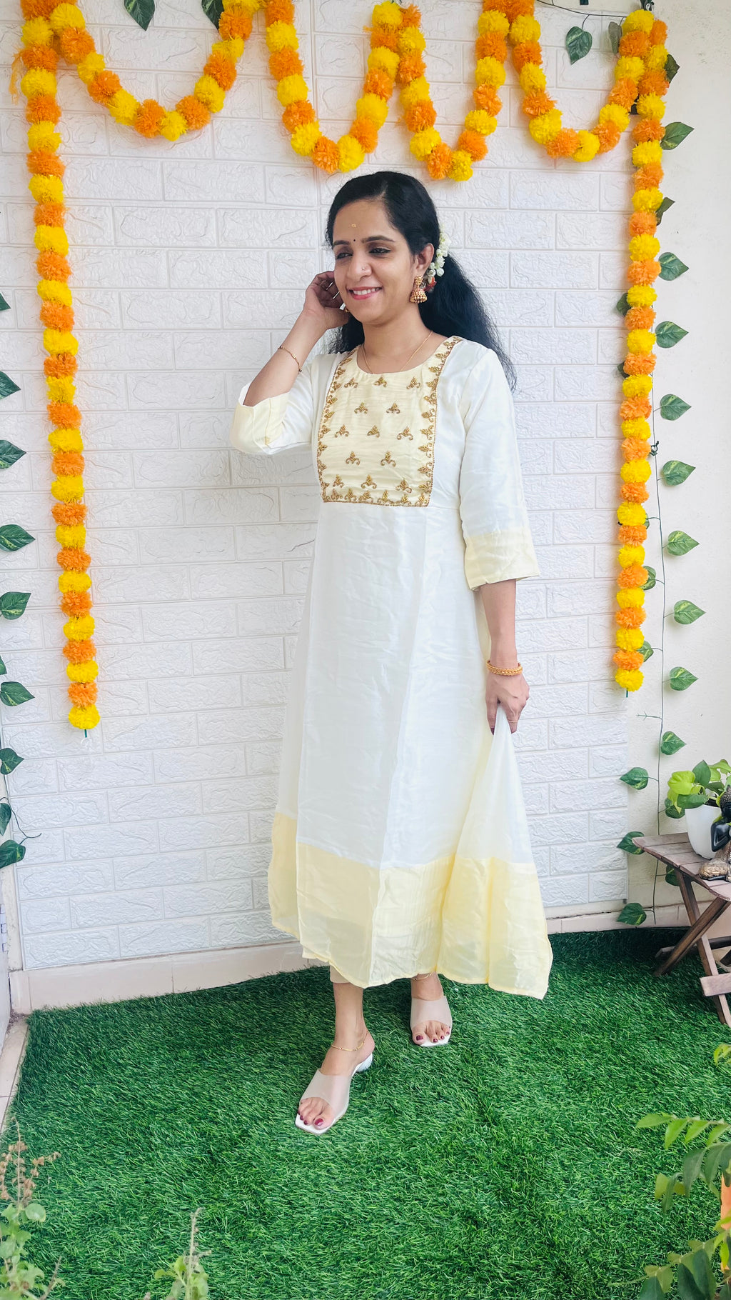 Kerala Kasavu Kurthi