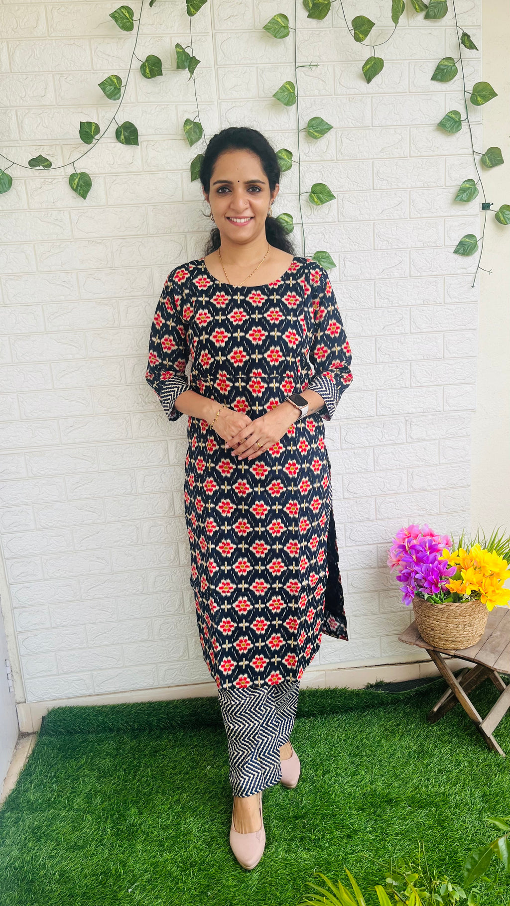 Feeding Friendly Kurti Pant Set