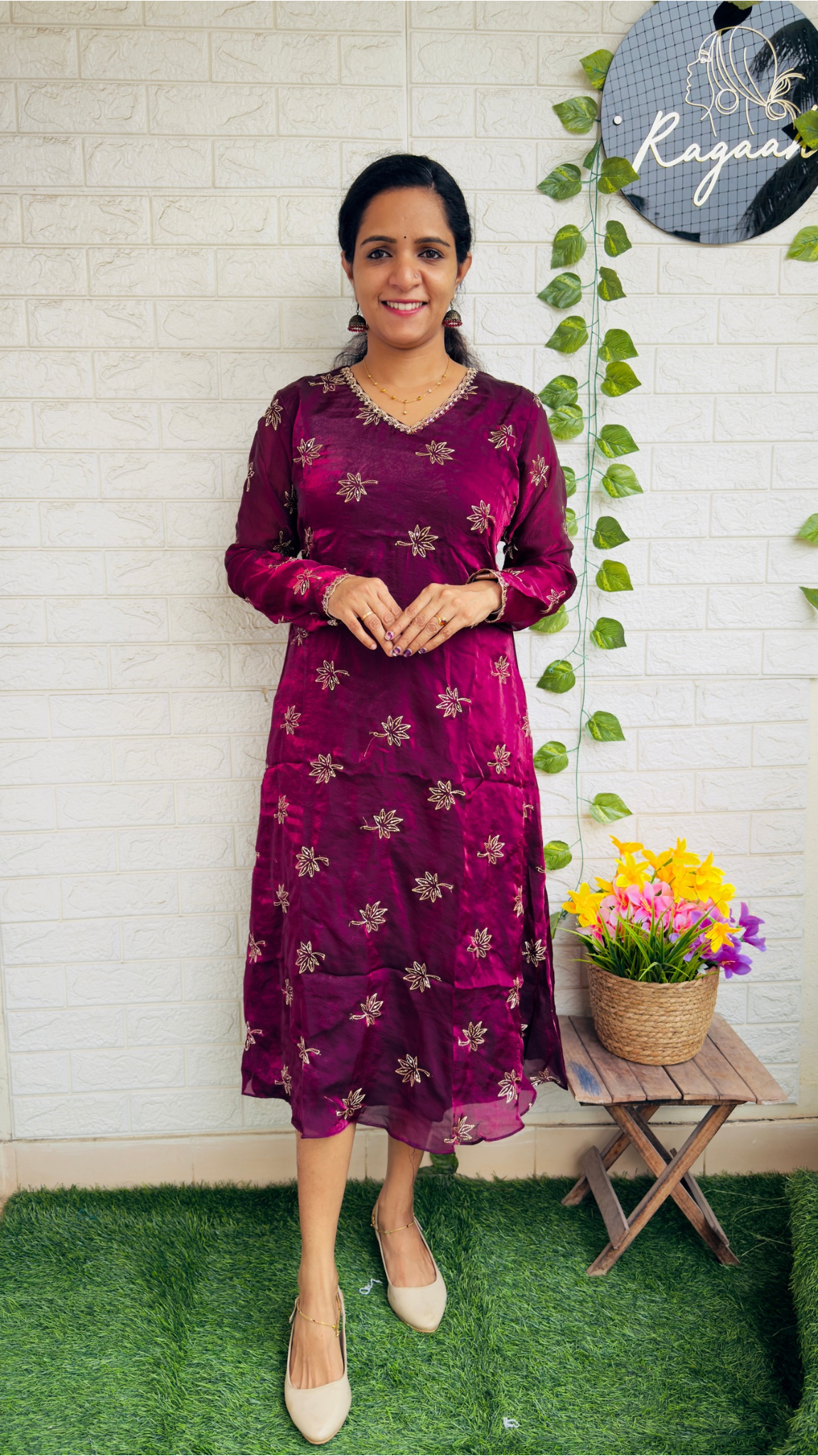 Fandi Zari Embroidery Work Kurti Magenta RG894