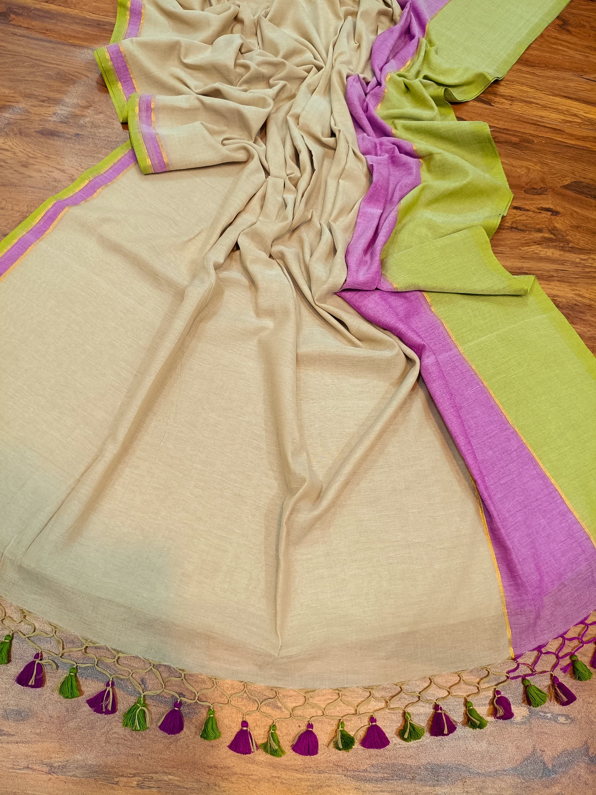 Vijaya Mul Cotton Saree RG974