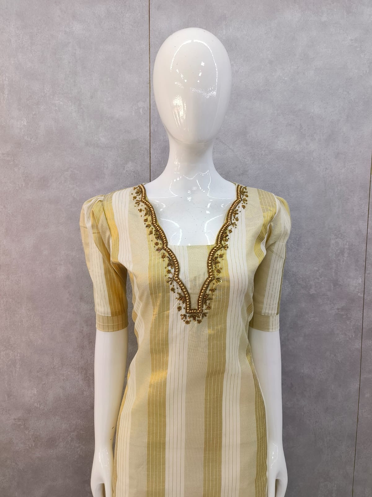 Priyam Onam Special Kurti RG983