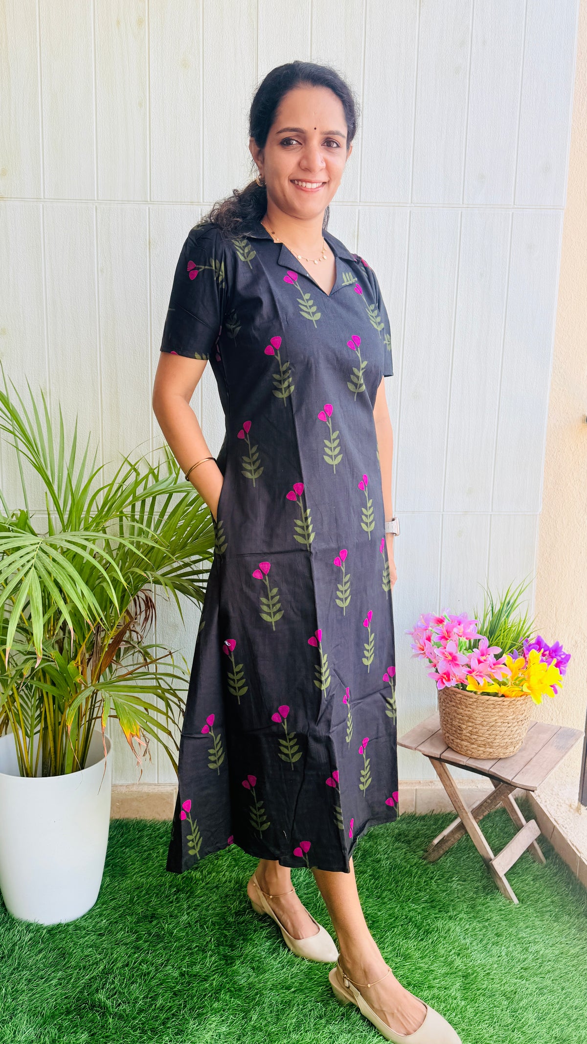 Black Blossom Aline Kurti RG1004