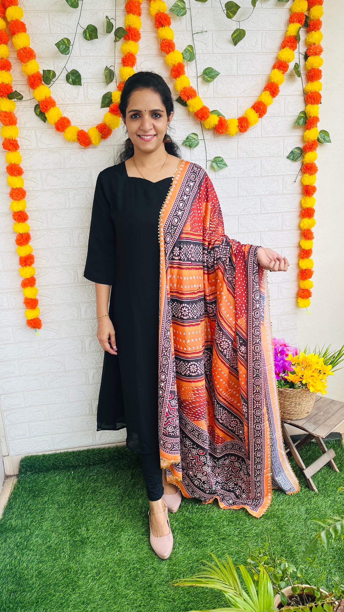 Black Kurti + Pakistani Dupatta