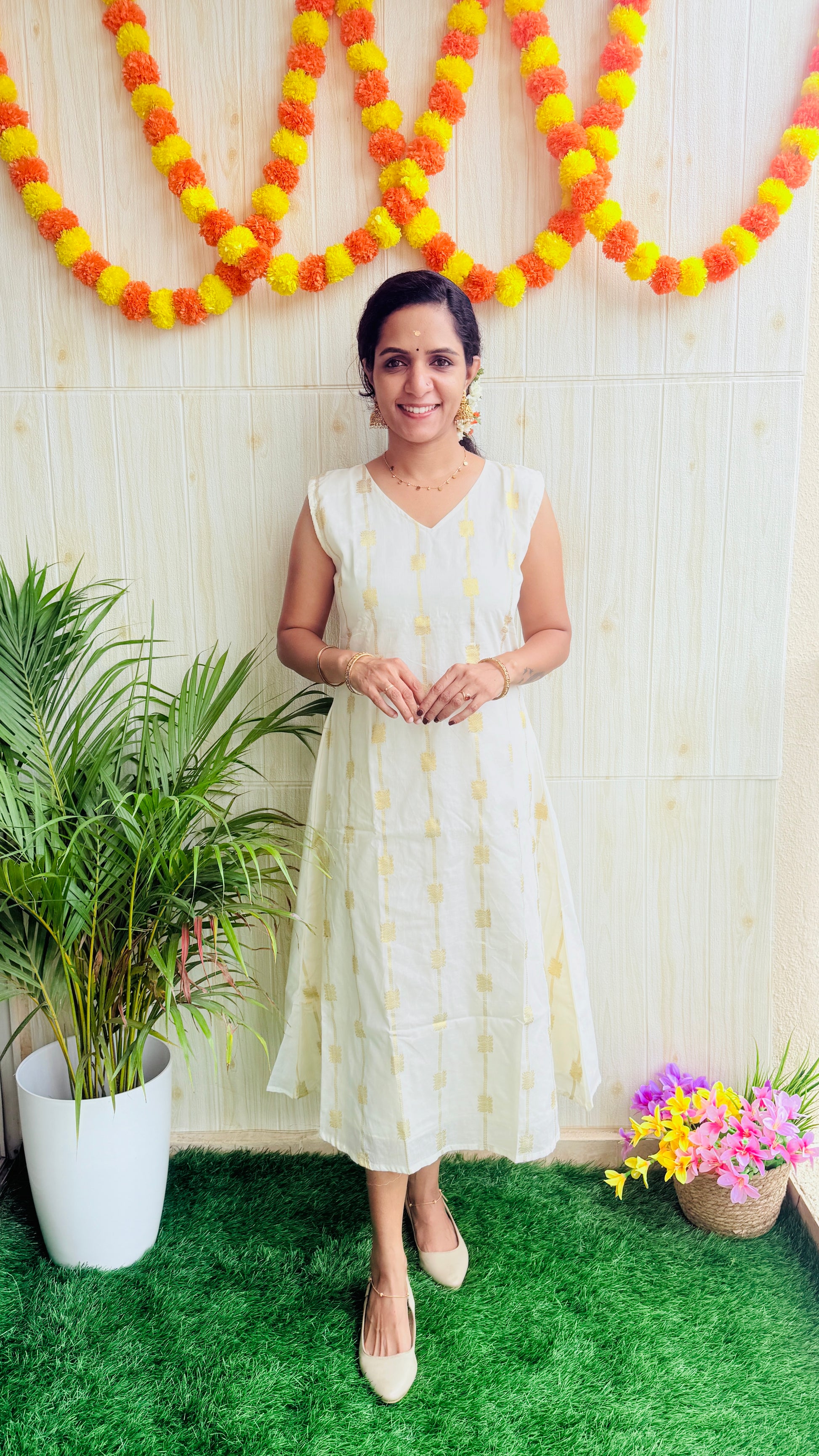 Thara Onam Special Kurtii RG982
