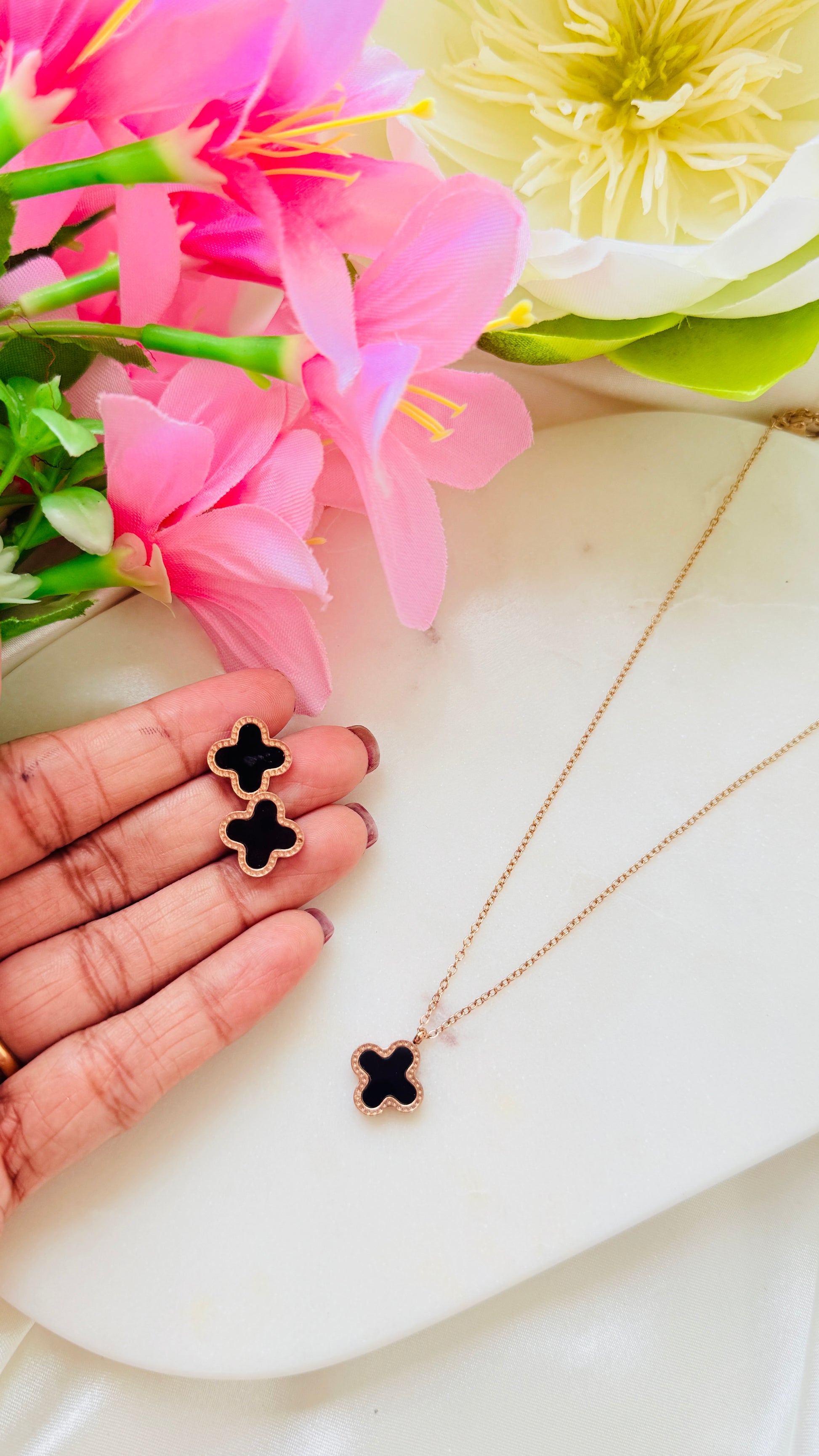 Black Queen Antitarnish Neckchain RJ207 - Rosegold