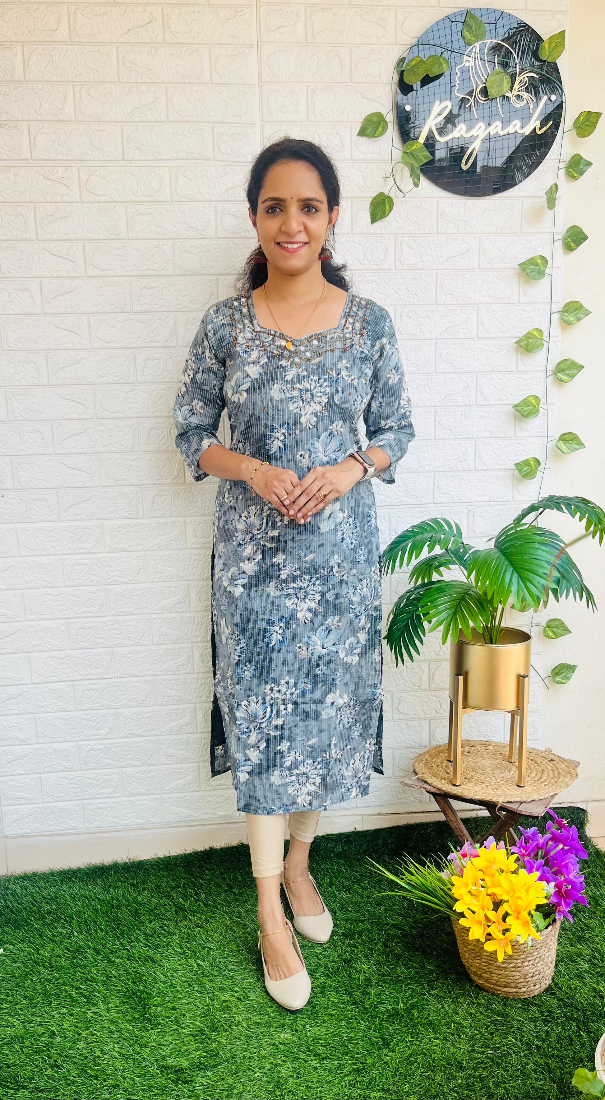 Kantha Cotton sweet heart neck slitted kurti
