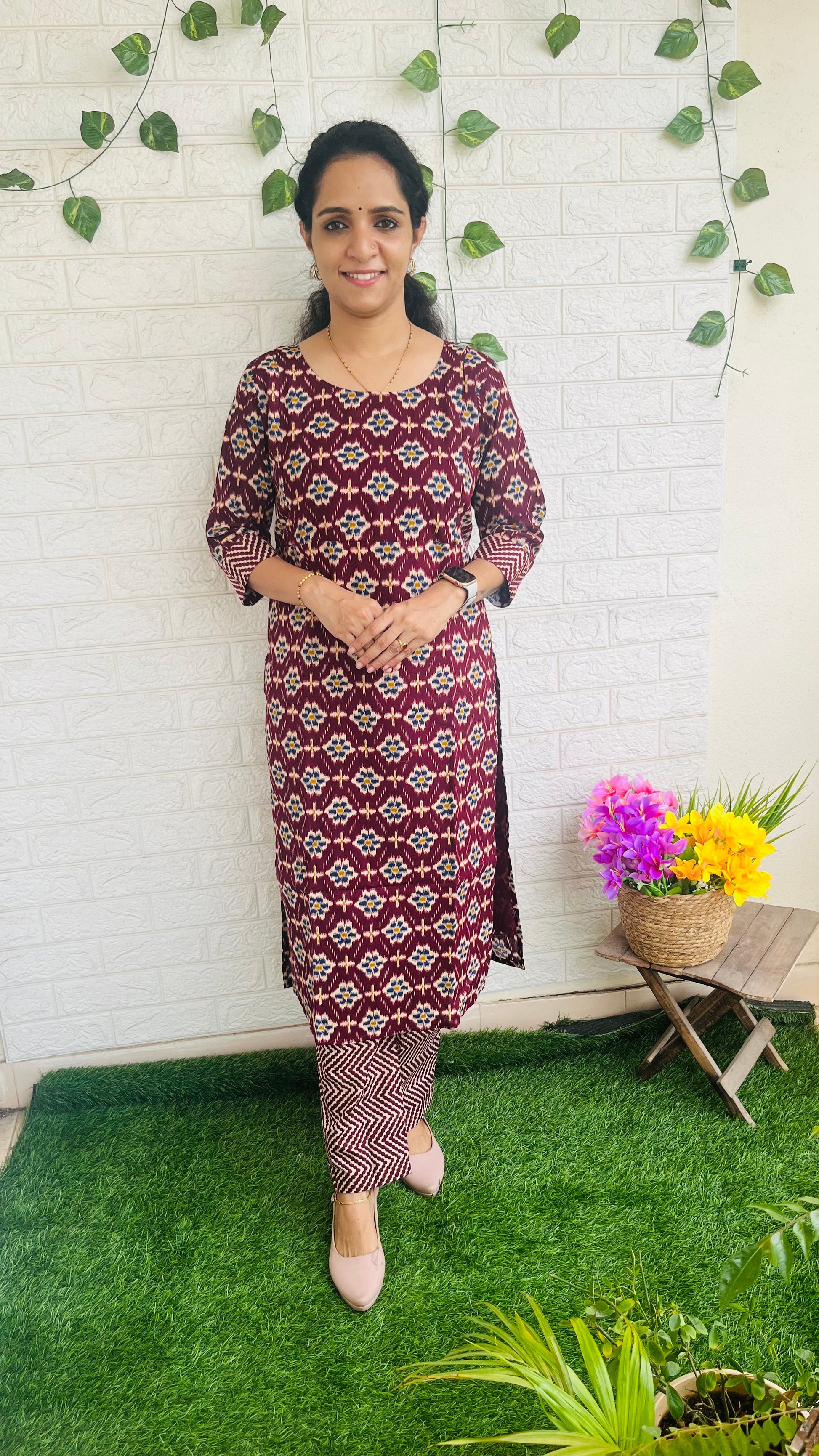 Feeding Friendly Kurti Pant Set