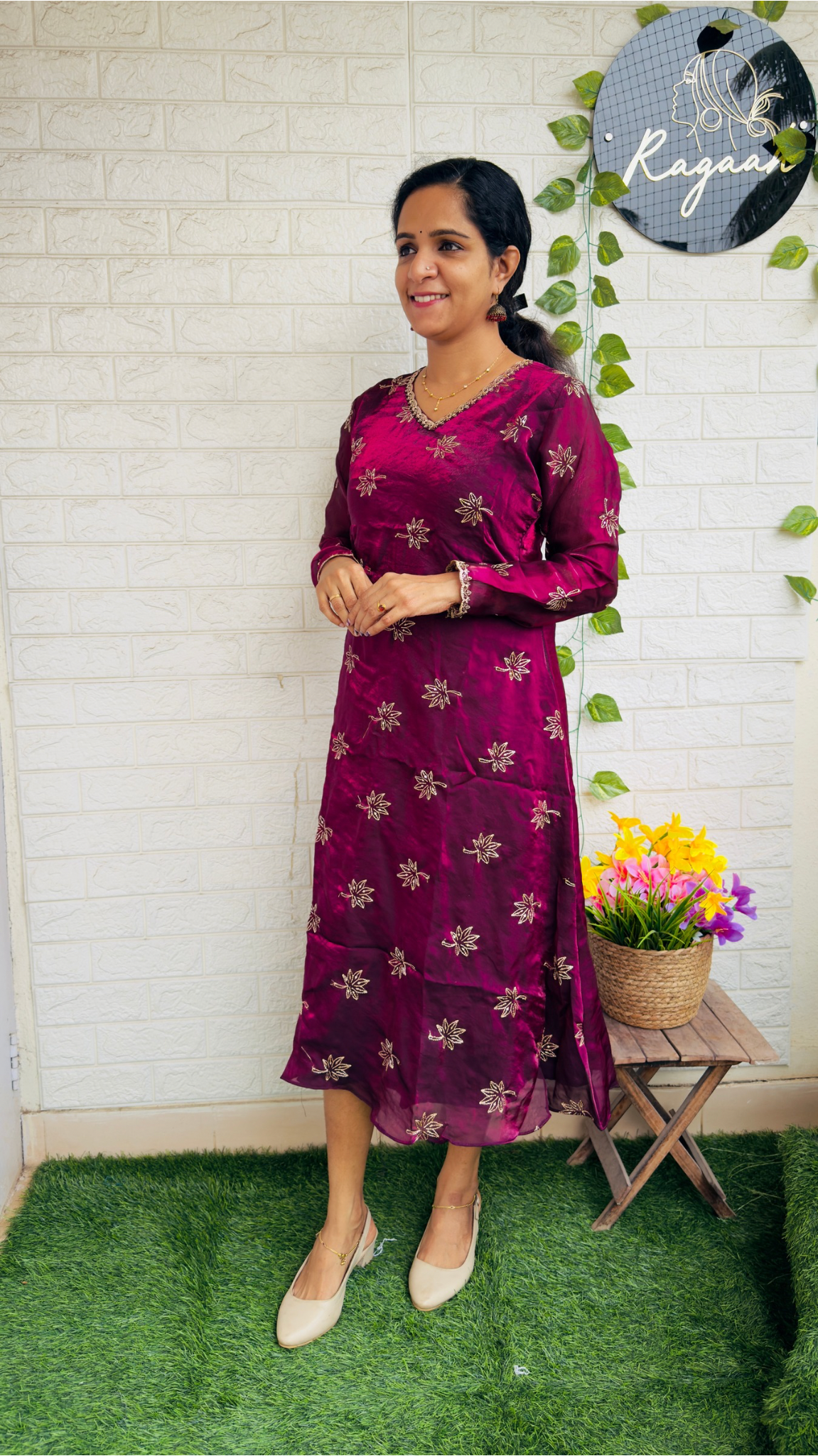 Fandi Zari Embroidery Work Kurti Magenta RG894