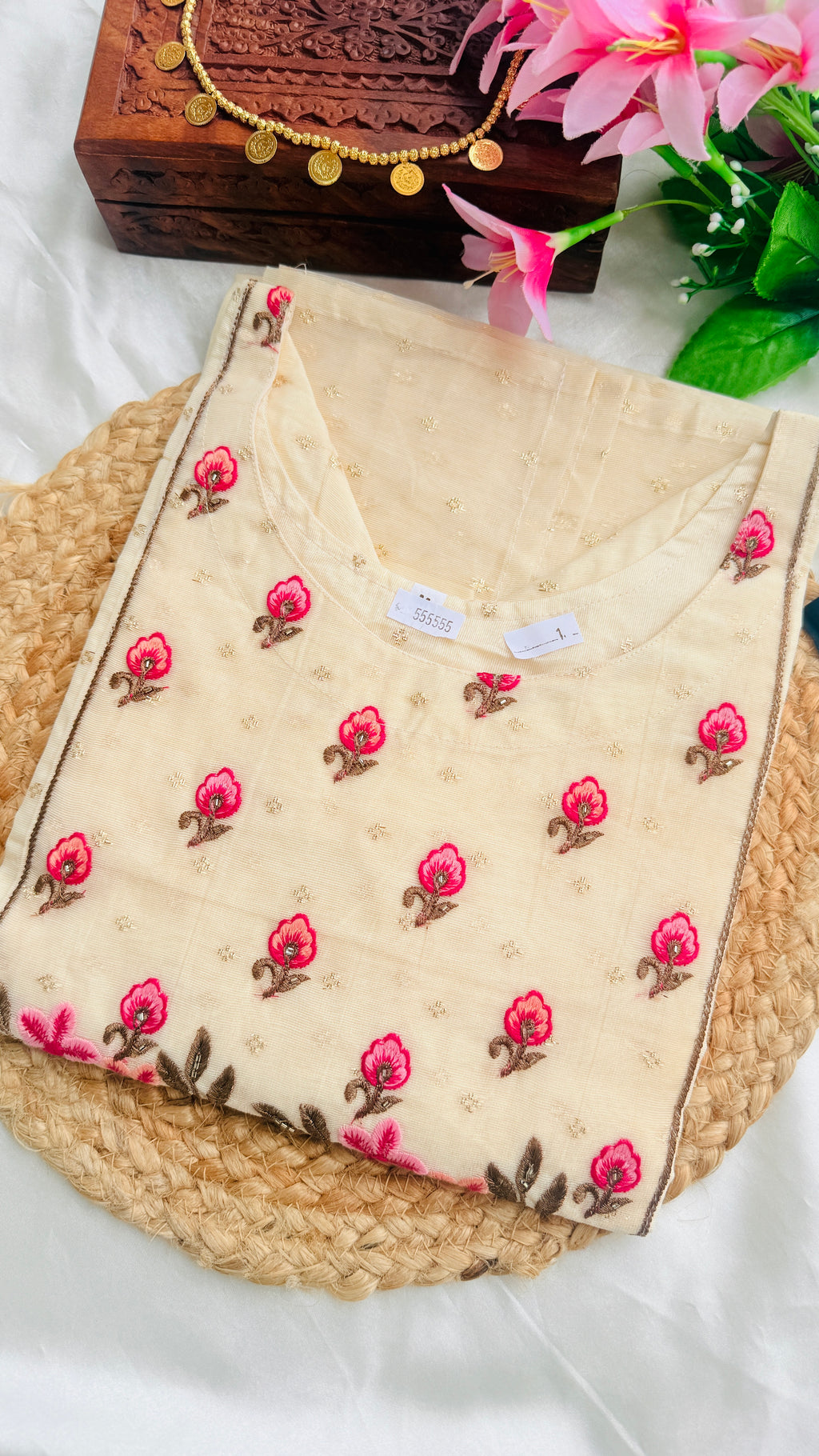 Arali Onam Special Kurtii RG970