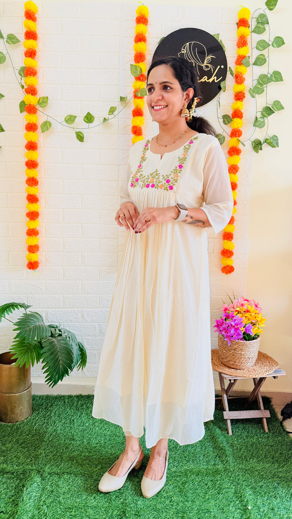 Georgette Vishu Collection Flower Embroidery