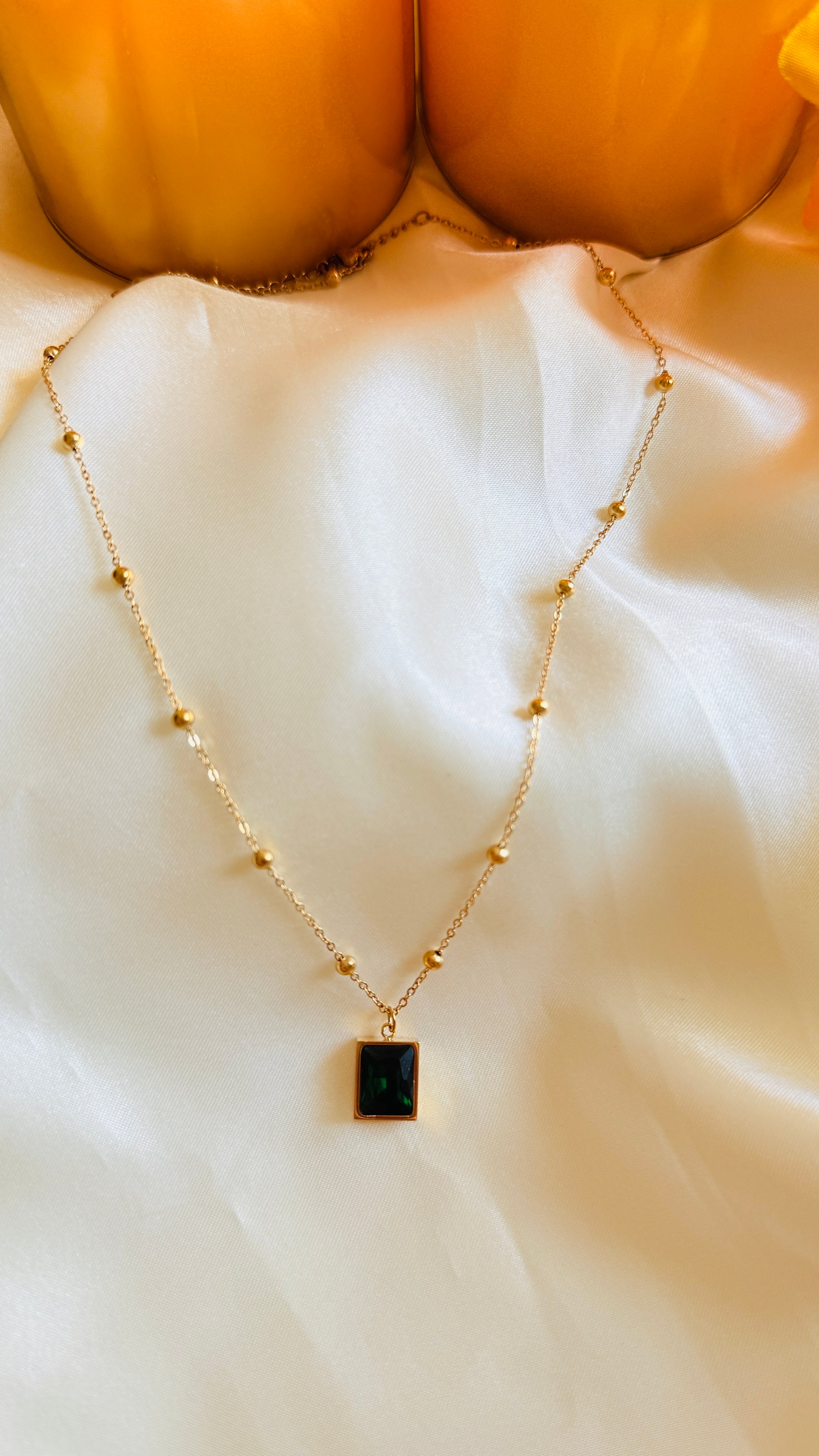 Diya Emerald Anti tarnish stainless steel neck Chain RJ109