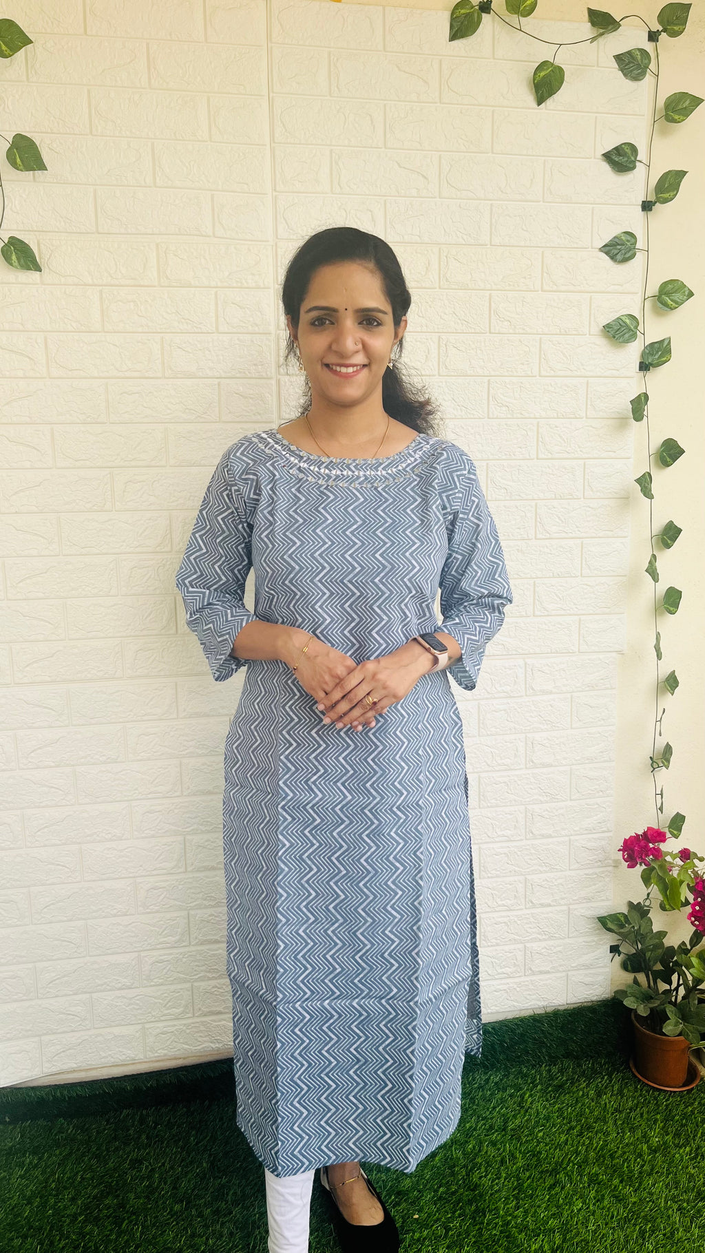 Cotton kurti with round neck