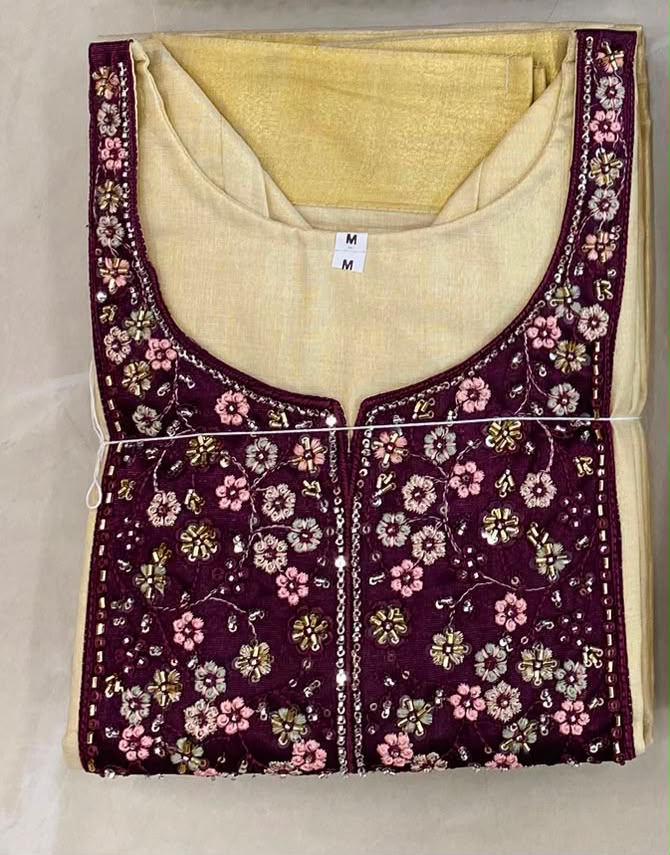 Mullapoo Onam Special Kurti RG975