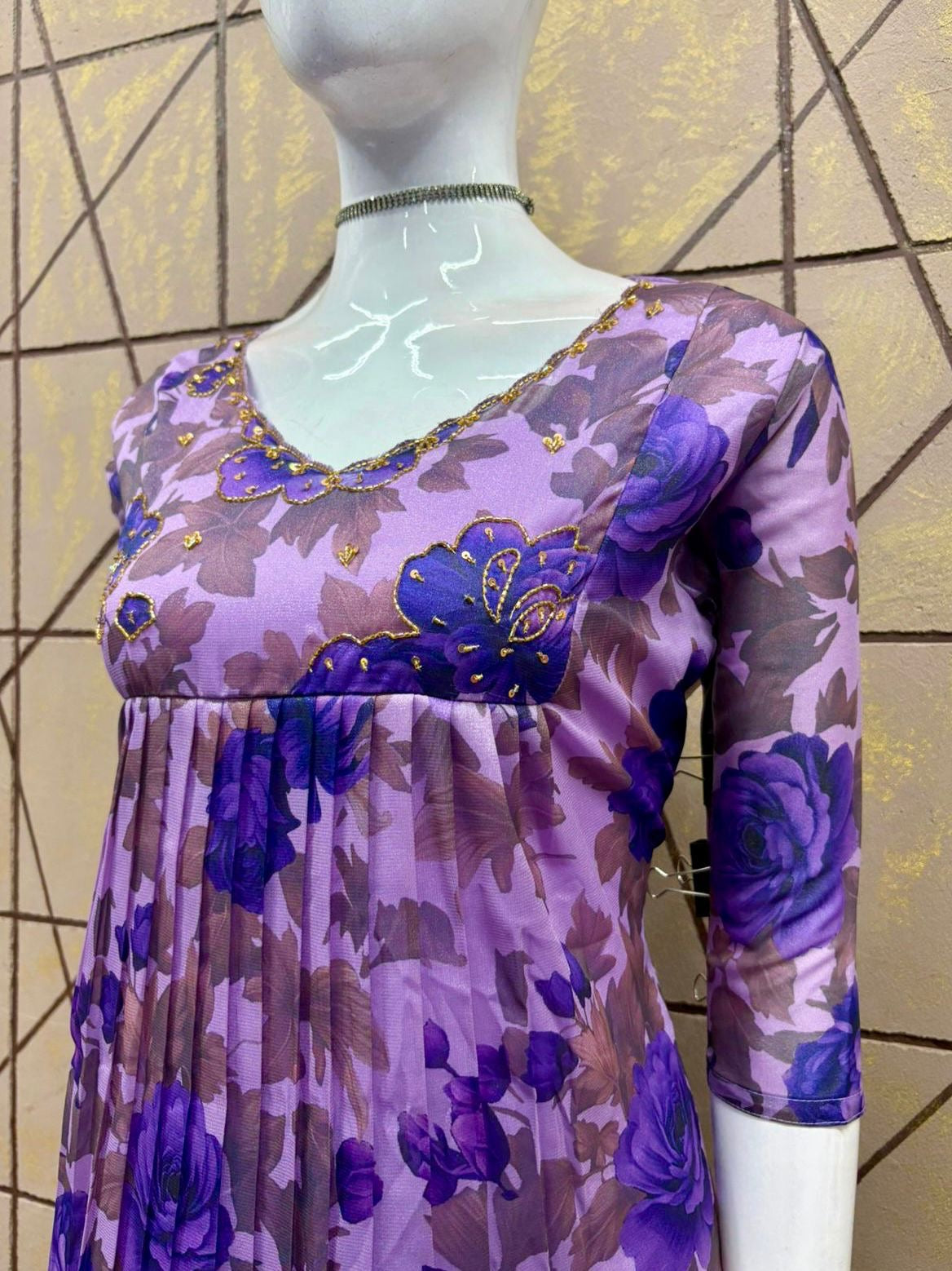 Georgette Handwork Aline Kurti RG768