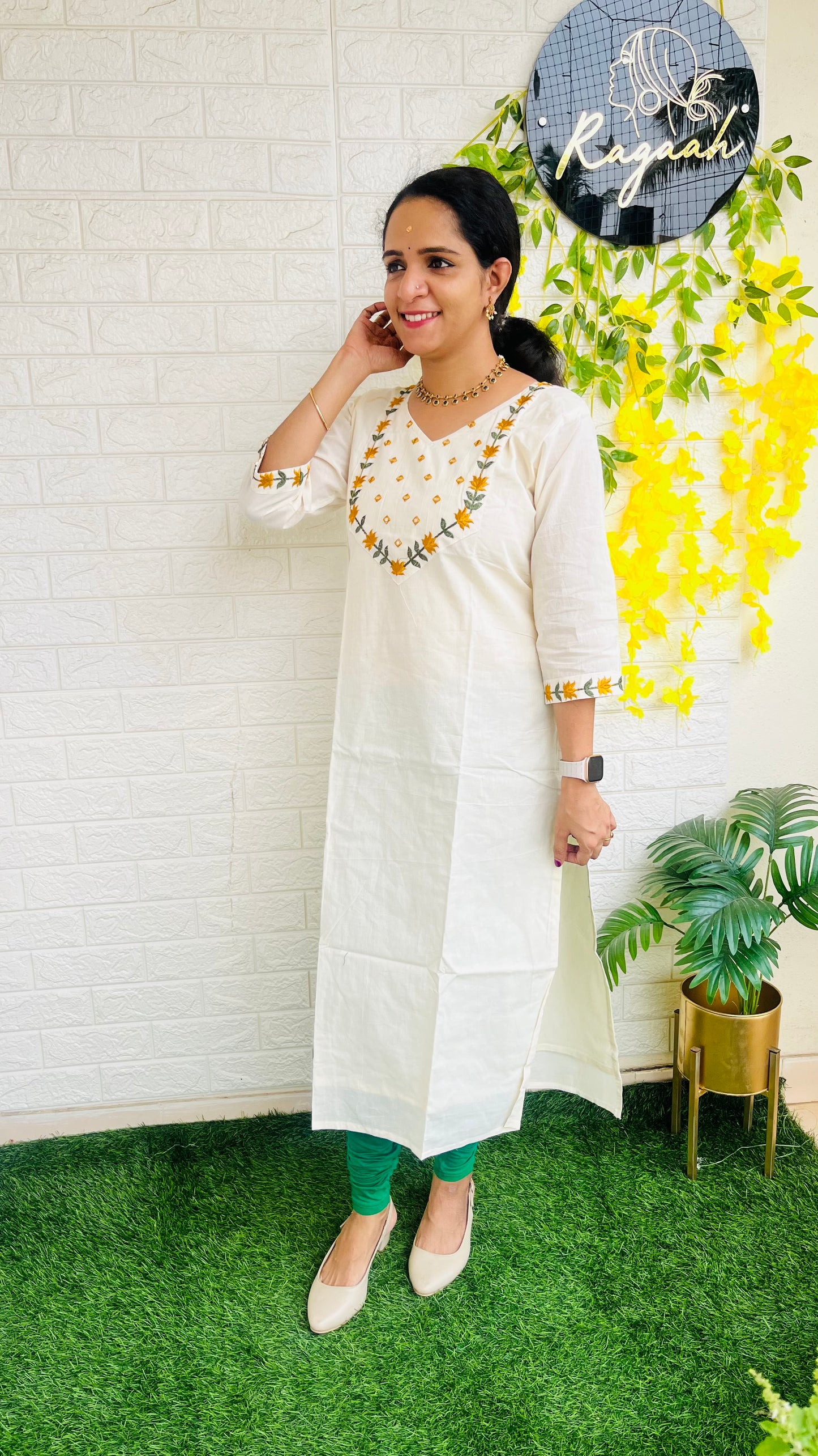 Kannikonna Slitted Cotton Kurti 730