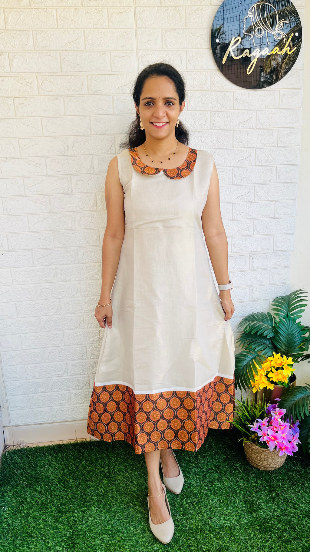 Sleeveless Kerala Kasavu Tissue Silk Kurti RG726 orange