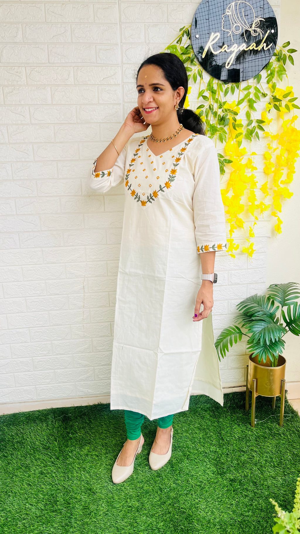Kannikonna Slitted Cotton Kurti 730
