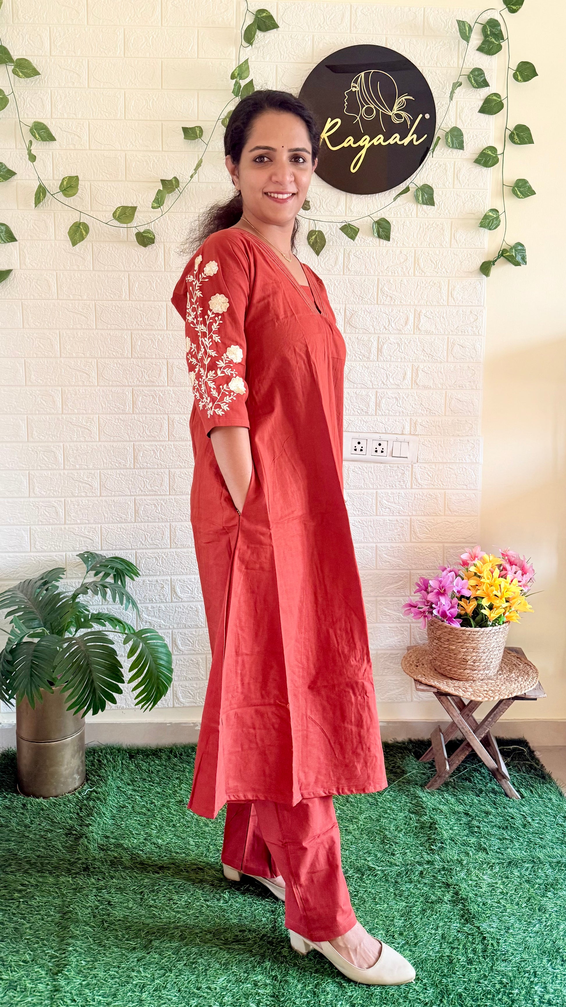 Beautiful Cotton Embroidery Cord Set RG910