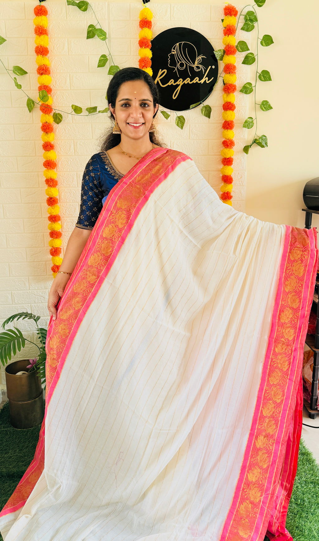 Shobha  Mul Cotton Sarees RG931