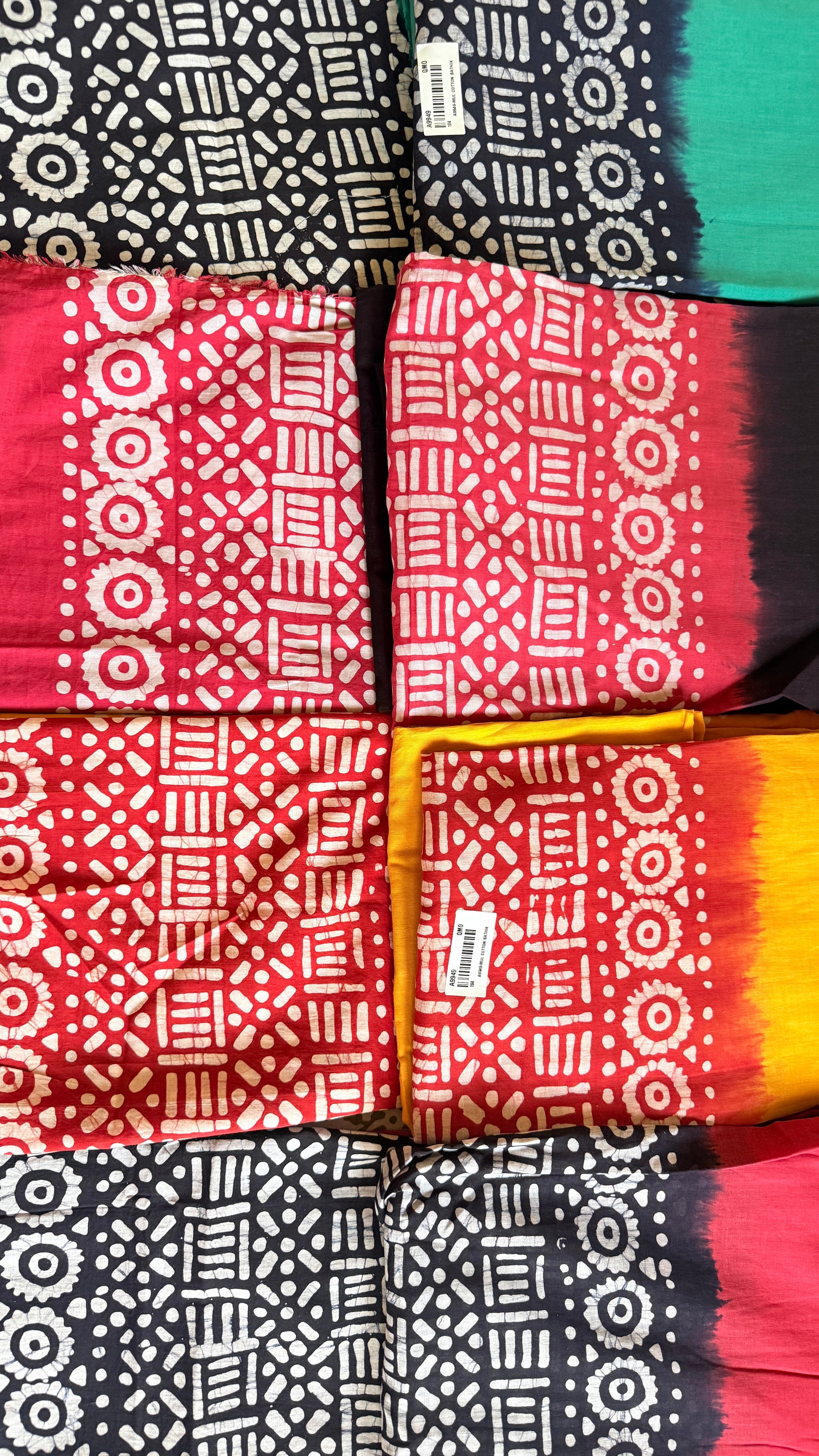 Mul Cotton Batik Unstiched 3ps set RG937