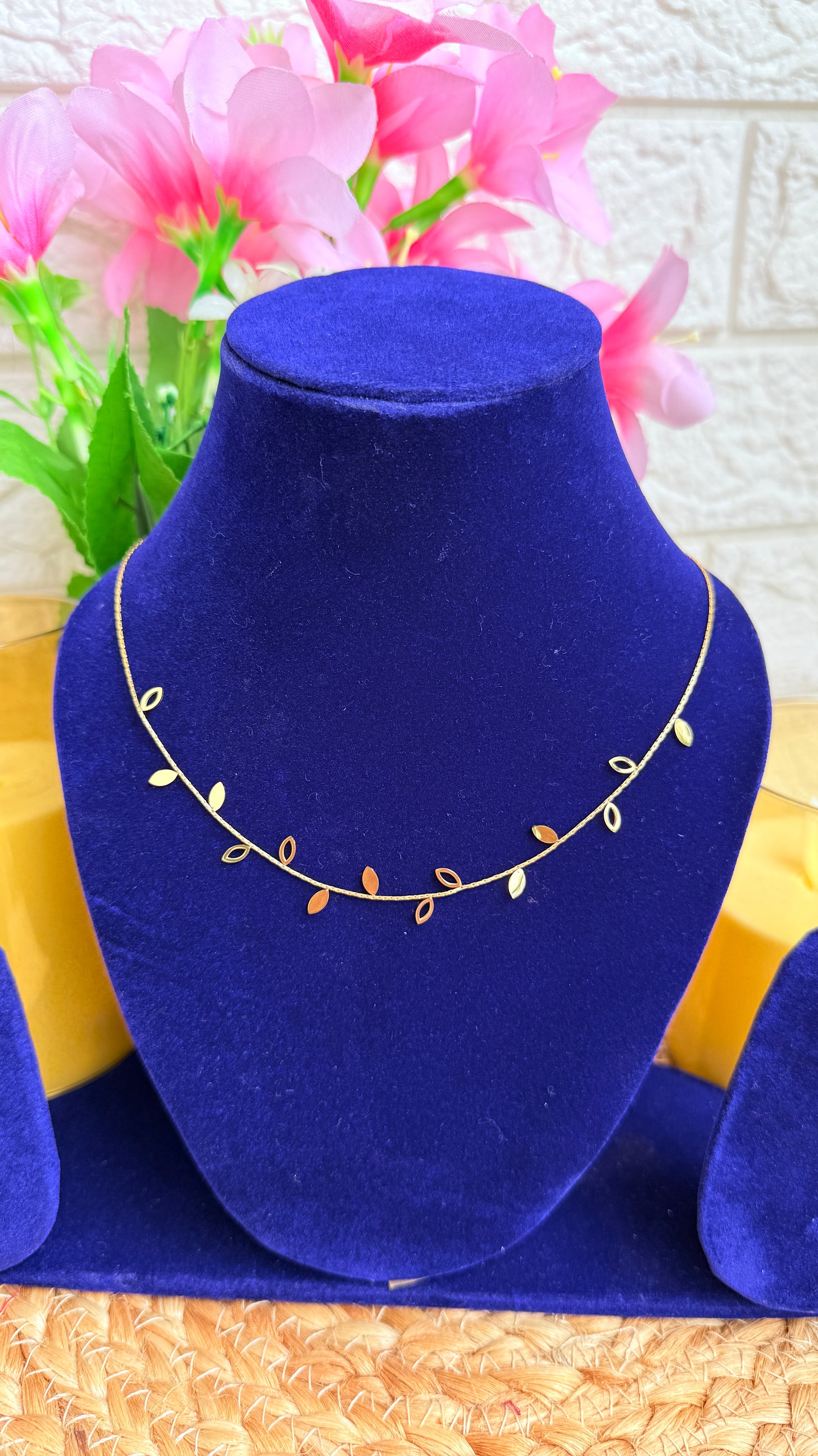 Petals Anti Tarnish Neckchain RJ69