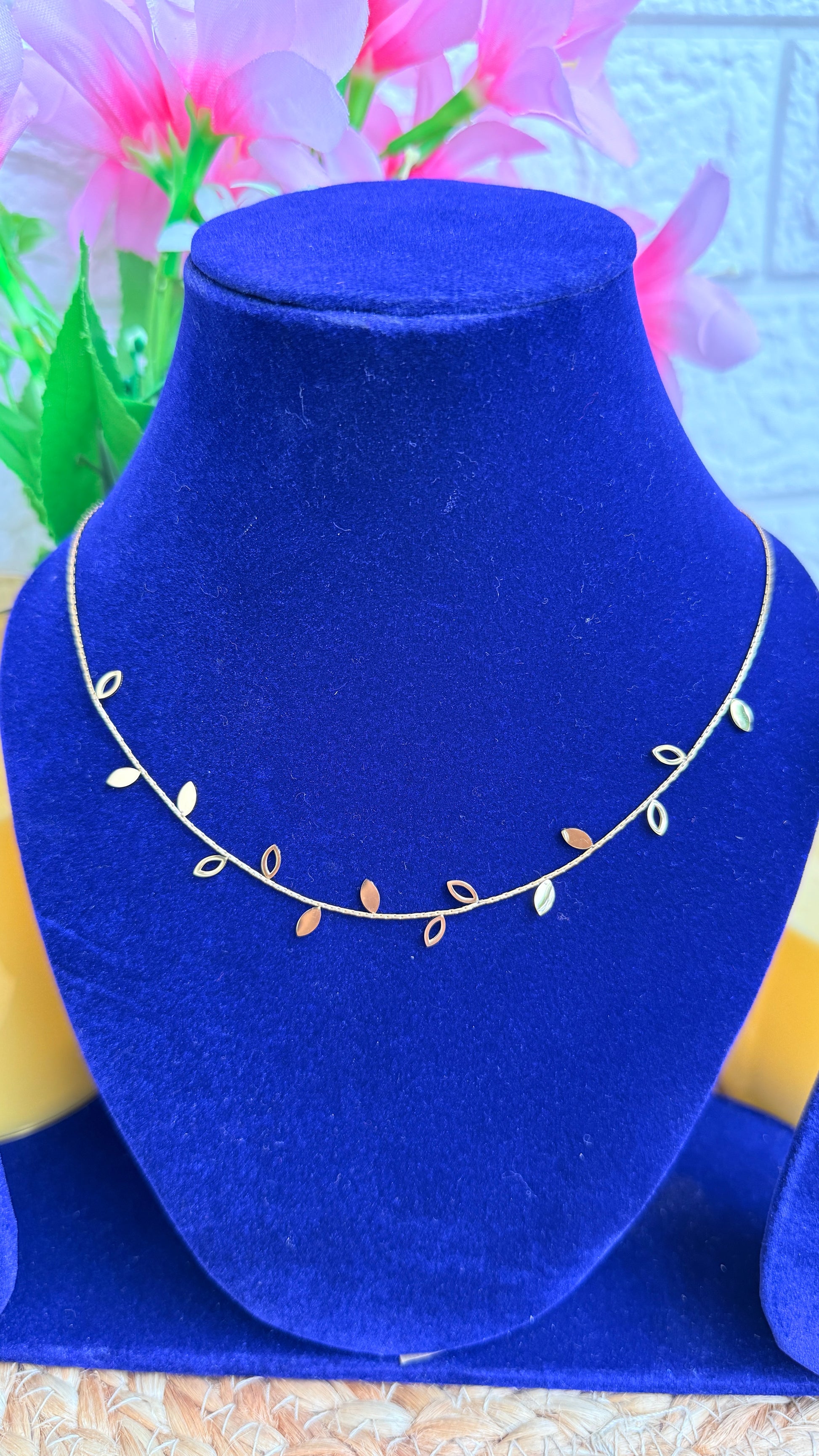 Petals Anti Tarnish Neckchain RJ69