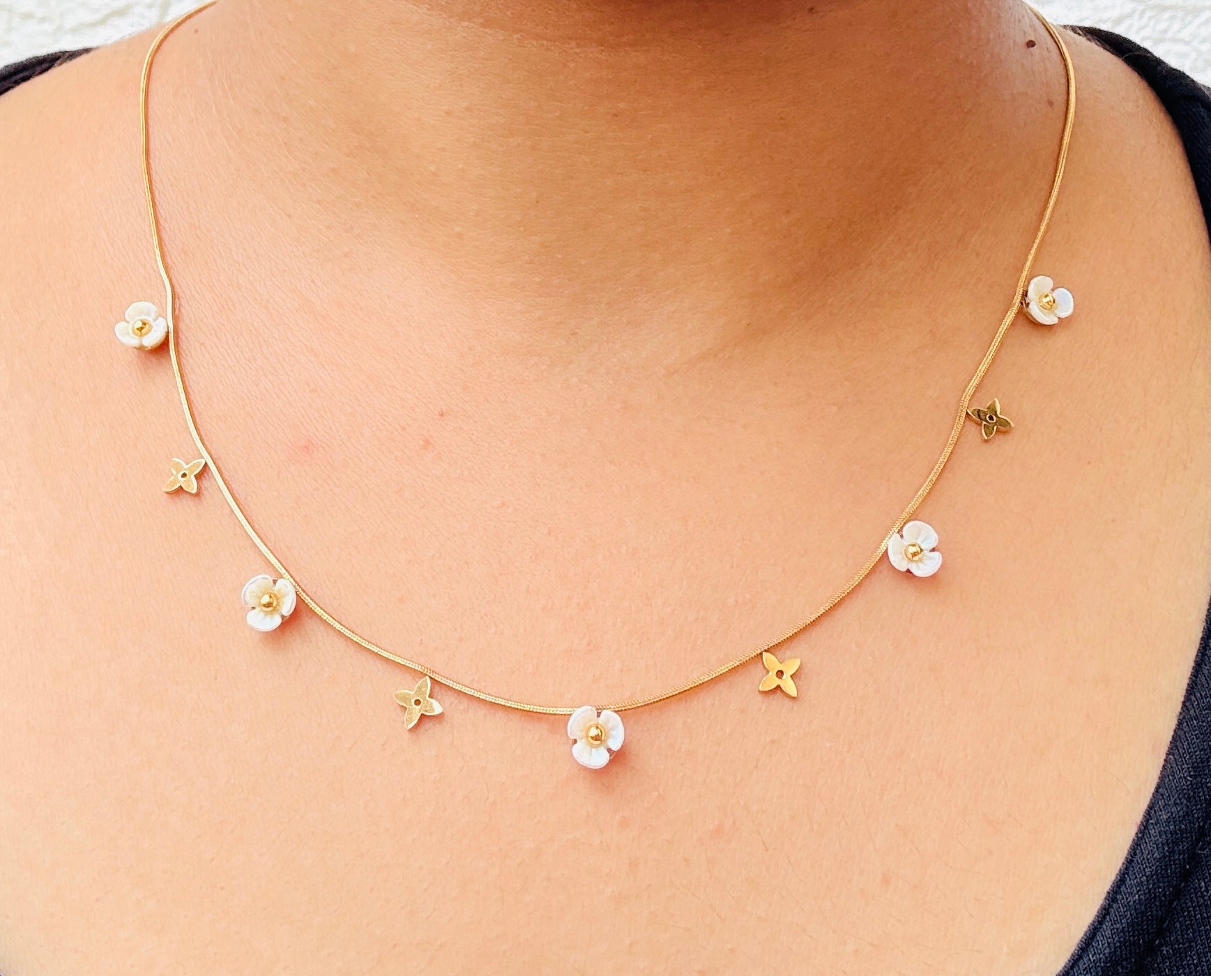 Tiny blooms Anti tarnish stainless steel neck Chain RJ88