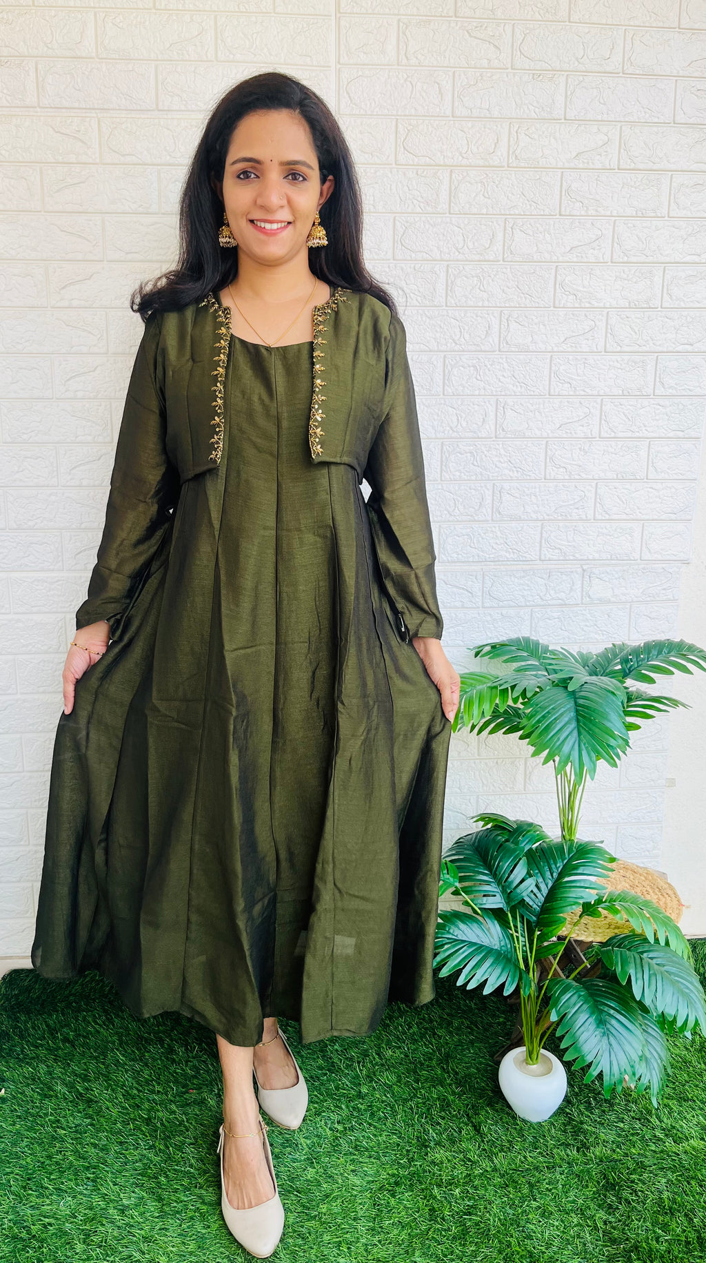 Removable jacket aline kurti with handwork Green RG521