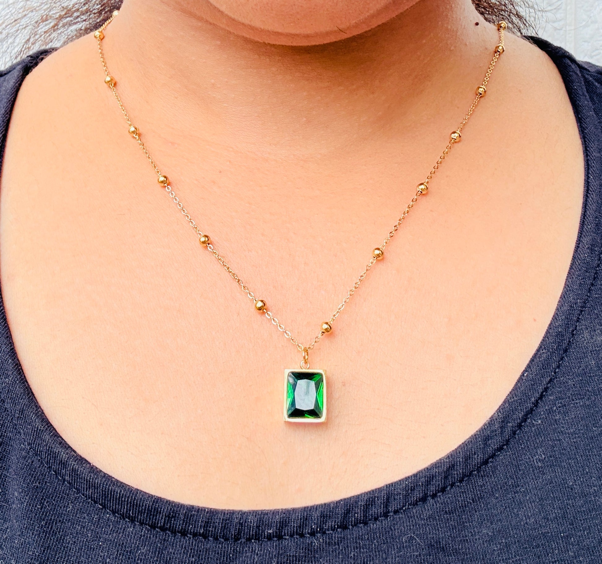 Diya Emerald Anti tarnish stainless steel neck Chain RJ109