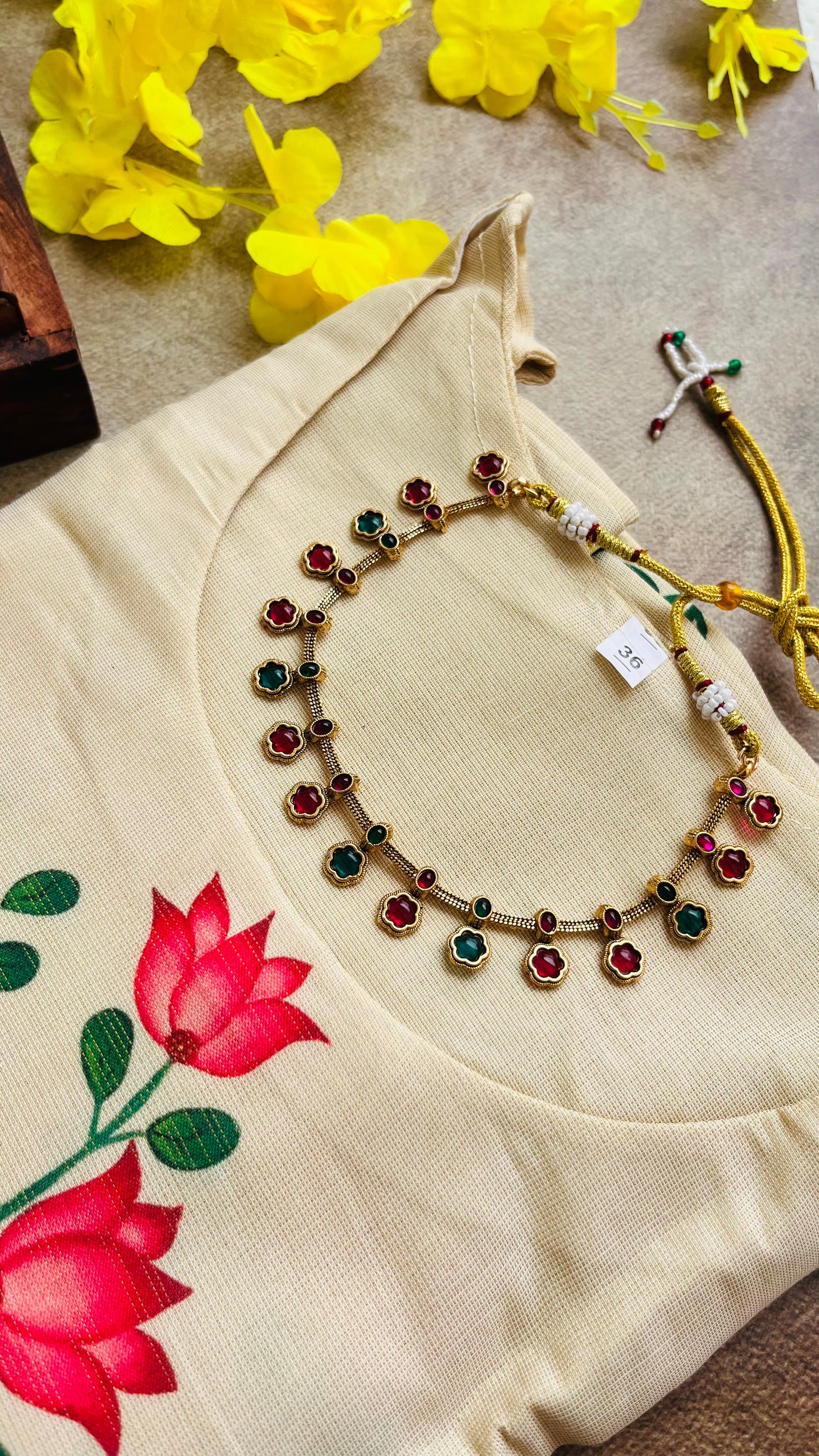 Multi Stone Neckpiece RJ32