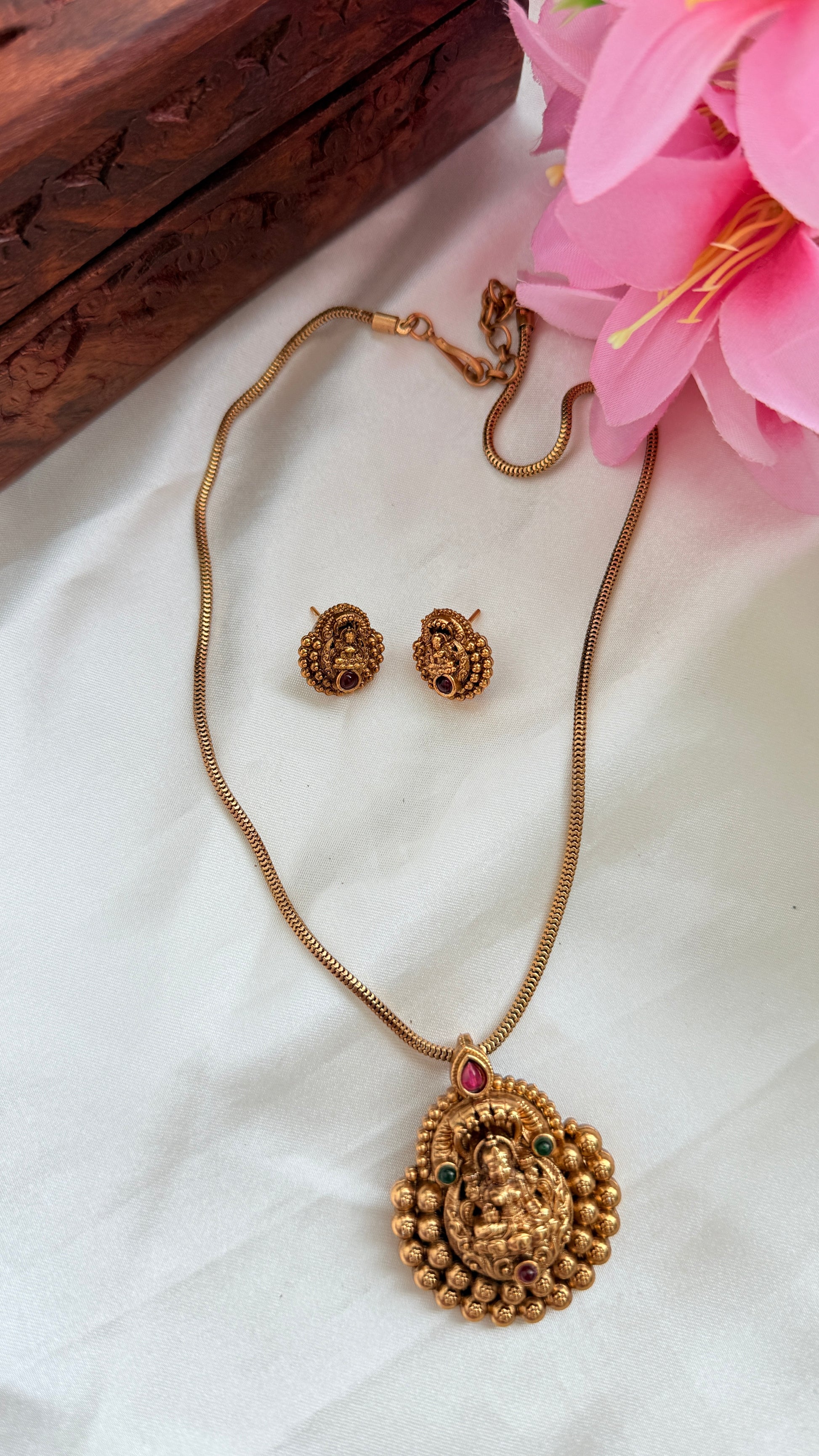 Lakshmi short haram set RJ185