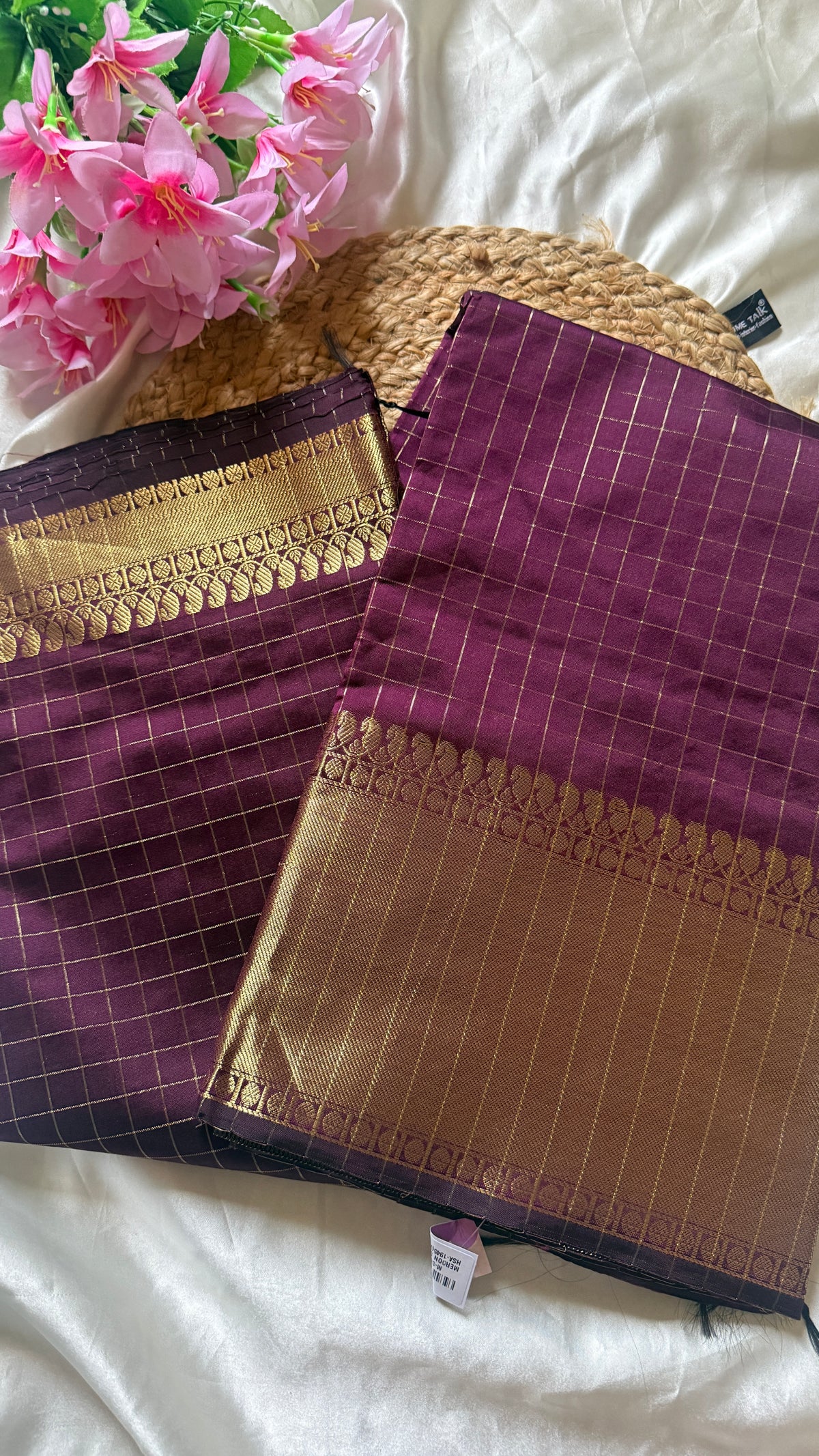 Trending Checked Soft Silk Saree RG1013