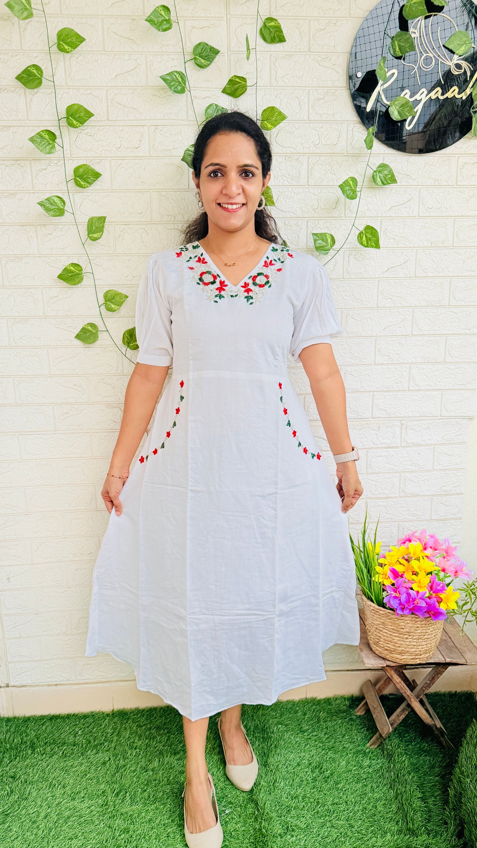 White Vatican Silk Aline Kurti RG867
