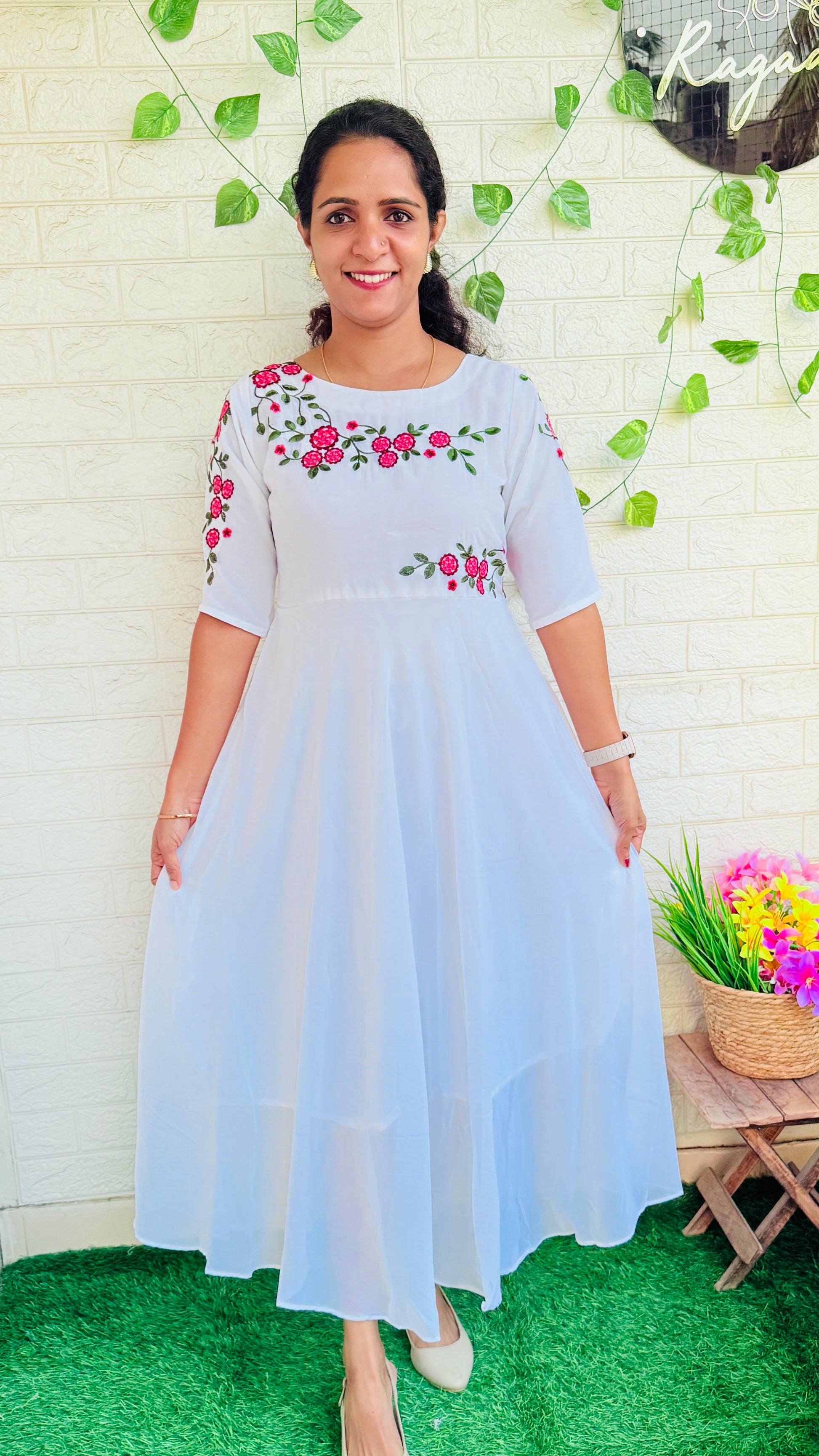 White Georgette Flared Kurti RG872
