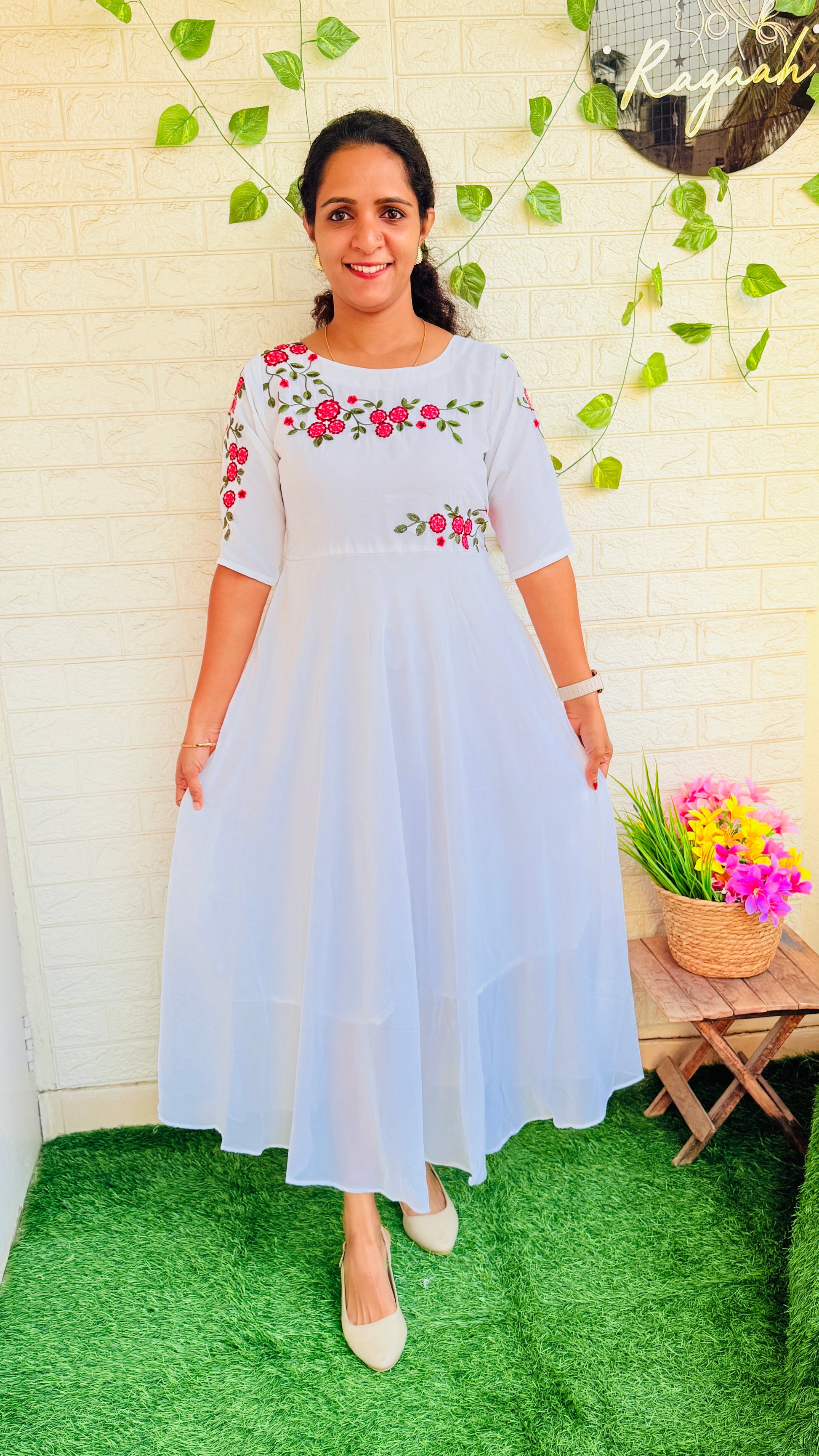 White Georgette Flared Kurti RG872