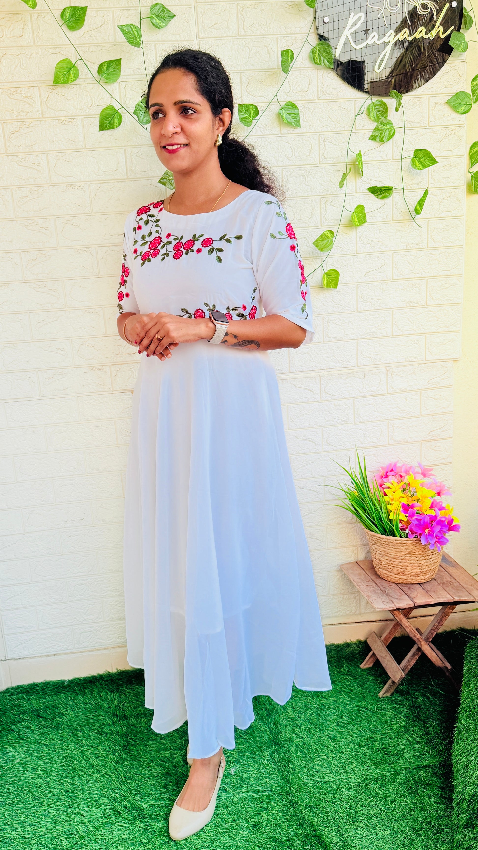 White Georgette Flared Kurti RG872