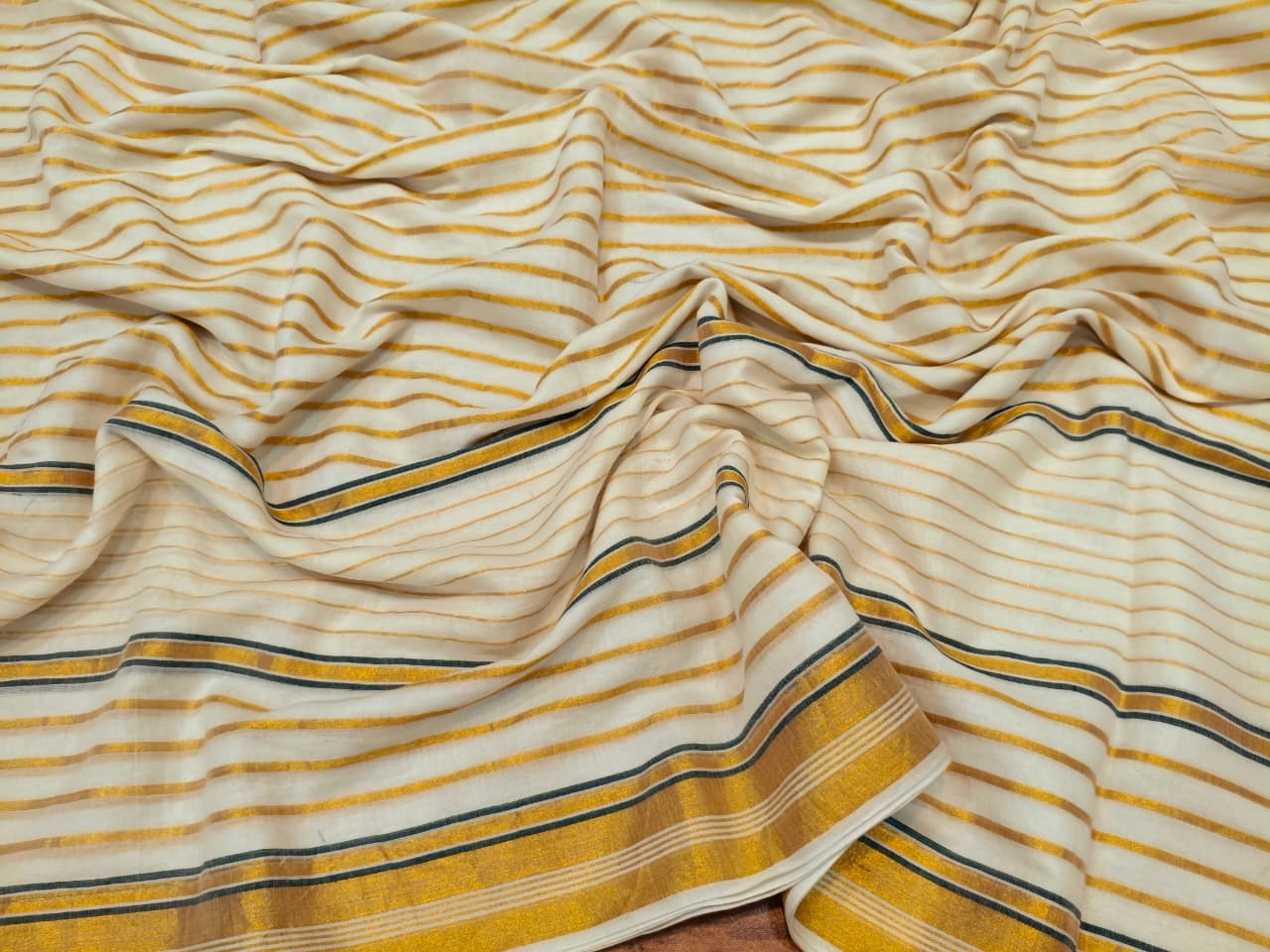 Veena Mul Cotton Sarees RG959