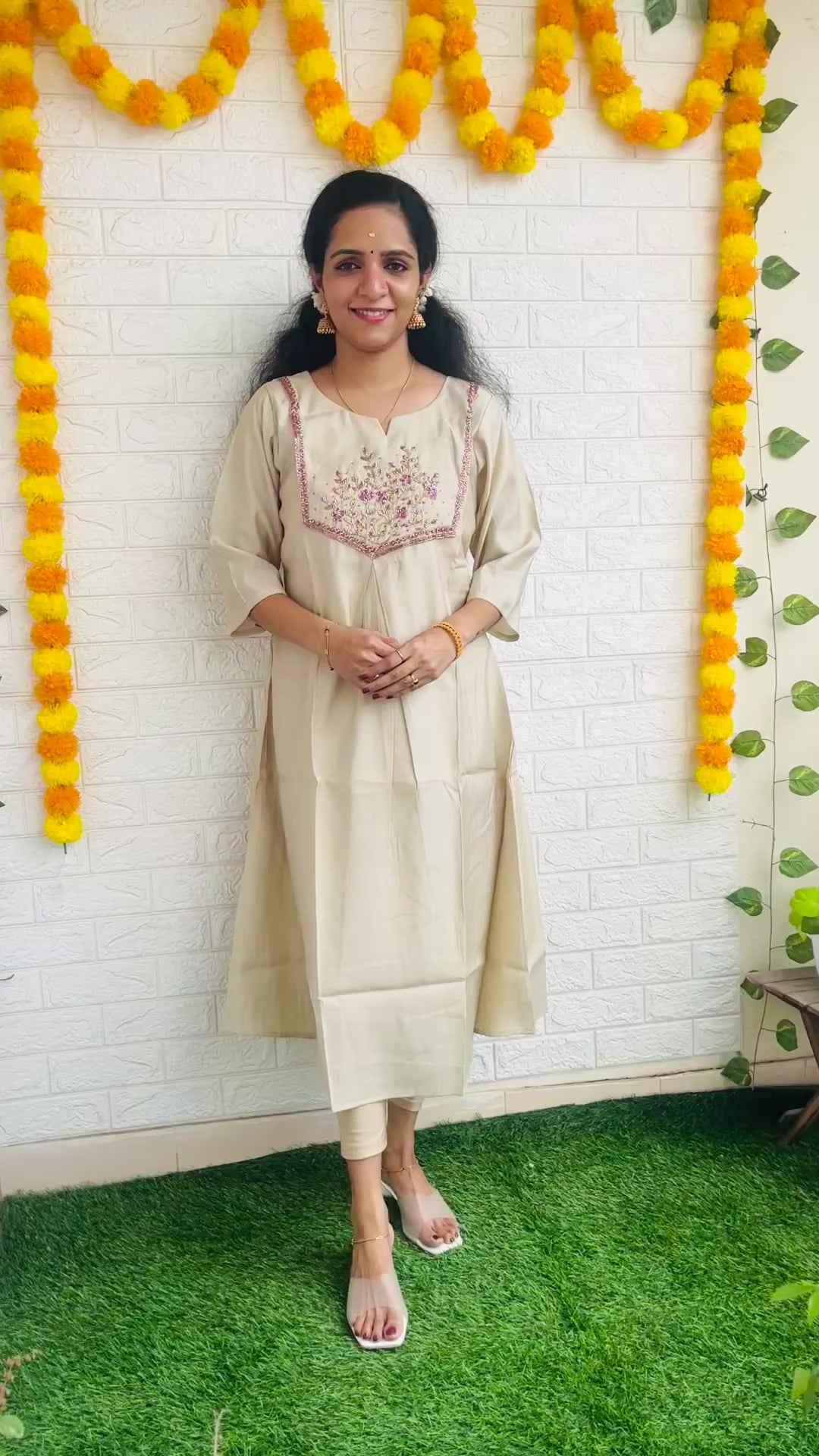 Kerala Kasavu Kurthi